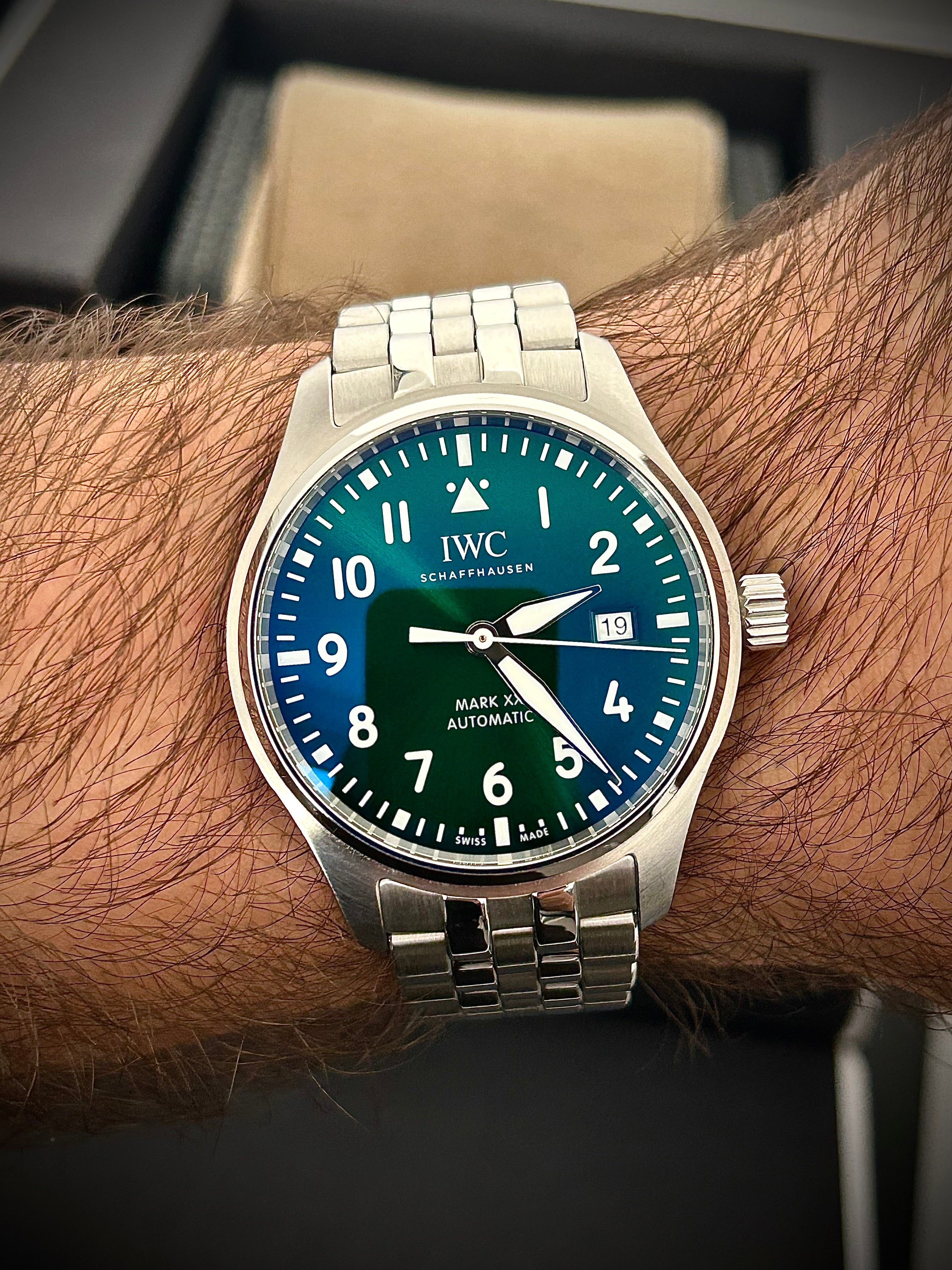 2023 IWC PILOTS WATCH MARK XX, GREEN DIAL, IW328206, FULL SET, INC GST