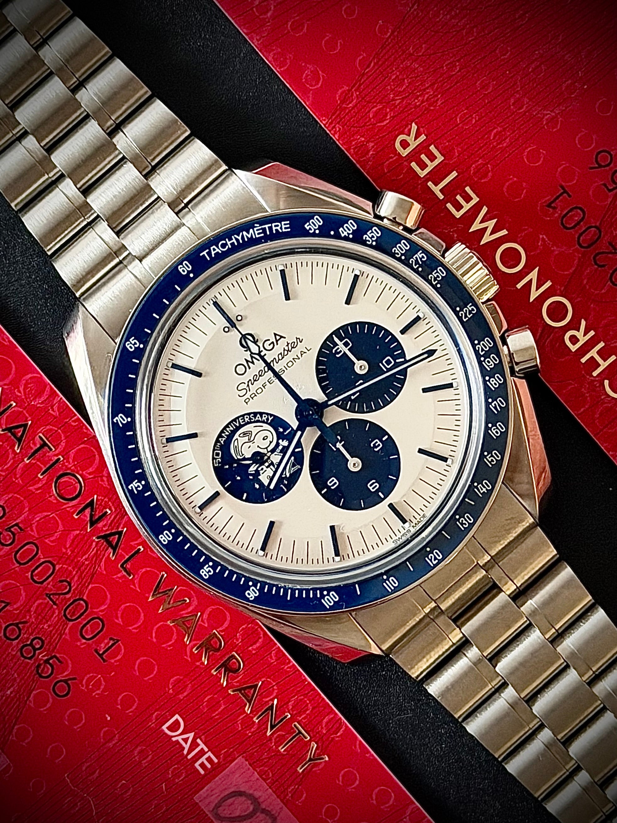 2022 OMEGA SPEEDMASTER SILVER SNOOPY ON BRACELET, FULL SET, INC GST