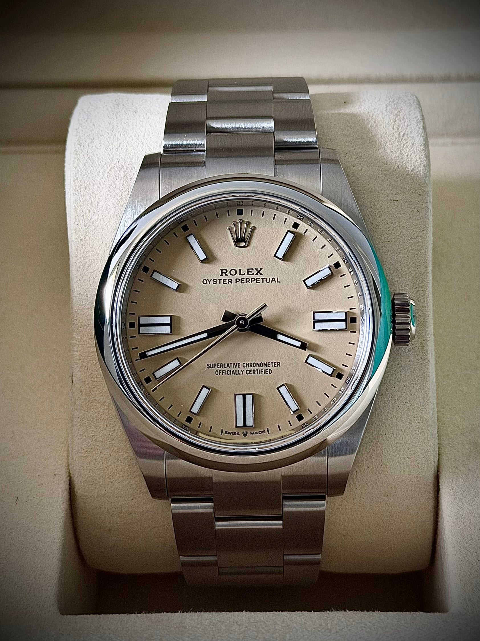 2026 ROLEX OYSTER PERPETUAL 41, 134300, BEIGE DIAL, FULL SET, INC GST