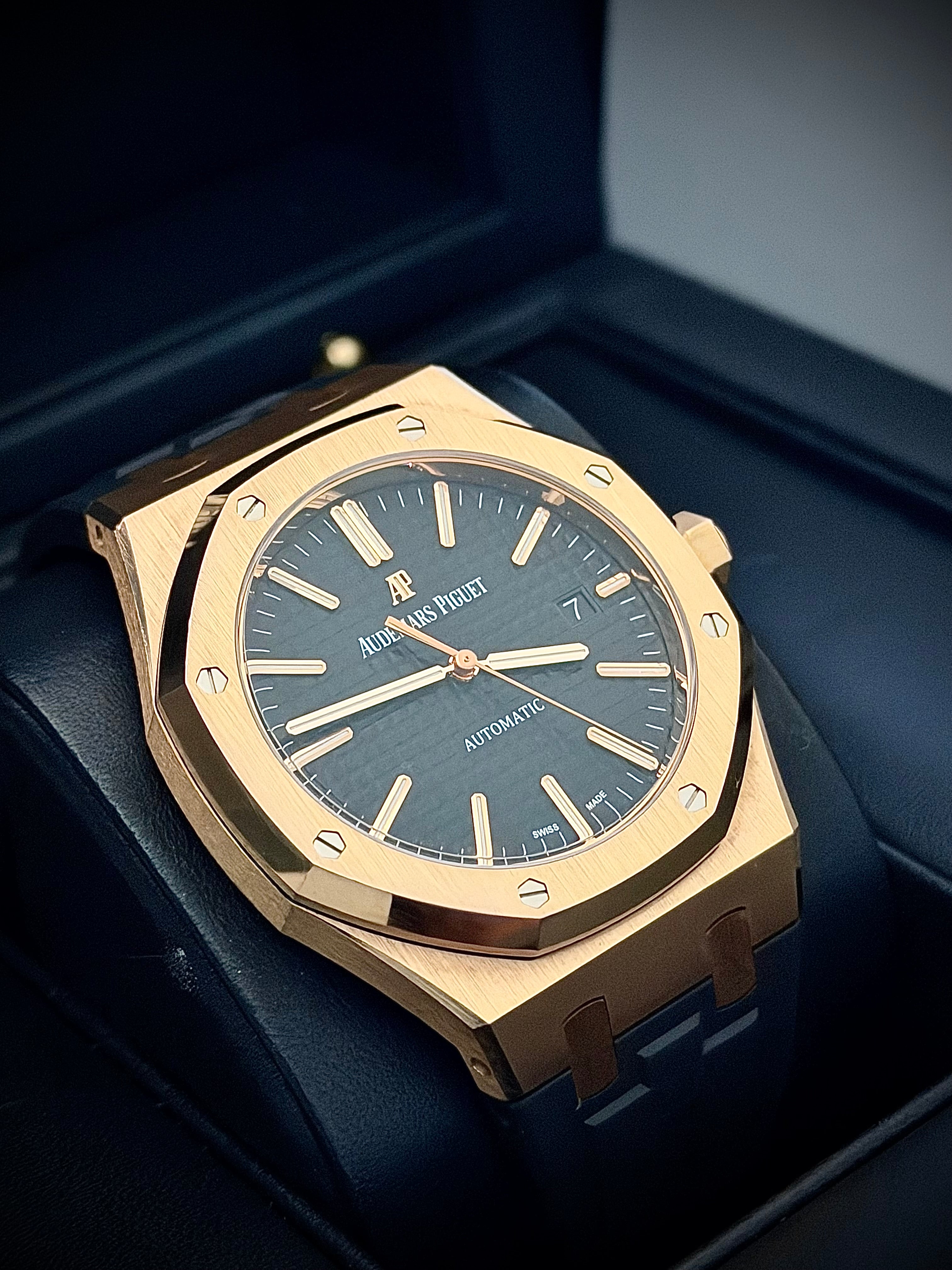 2017 AUDEMARS PIGUET ROYAL OAK, 15400OR, FULL SET, INC GST