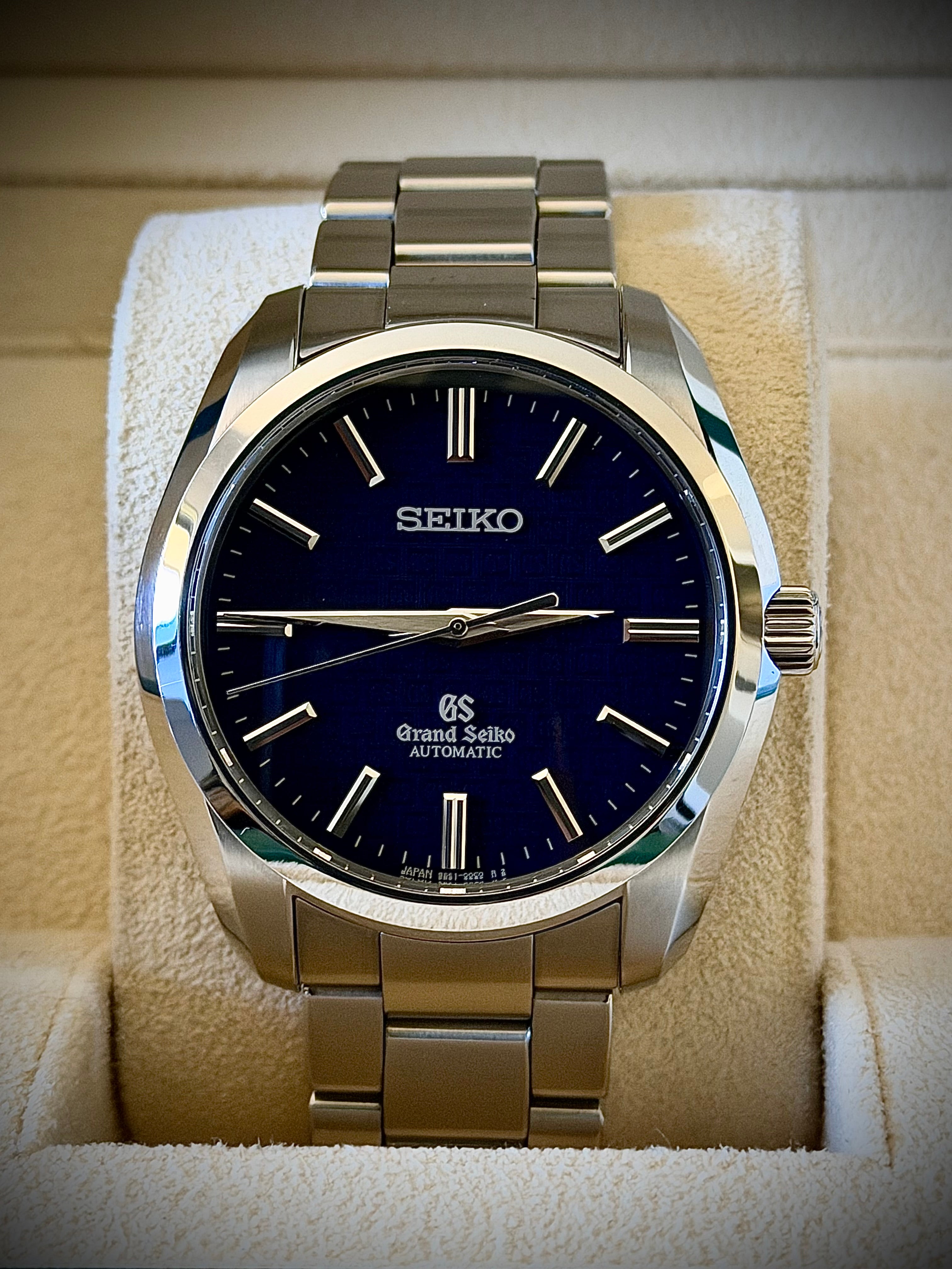 2015 GRAND SEIKO 55TH ANNIVERSARY LIMITED EDITION, SBGR097, NO. 462/500, FULL SET, INC GST