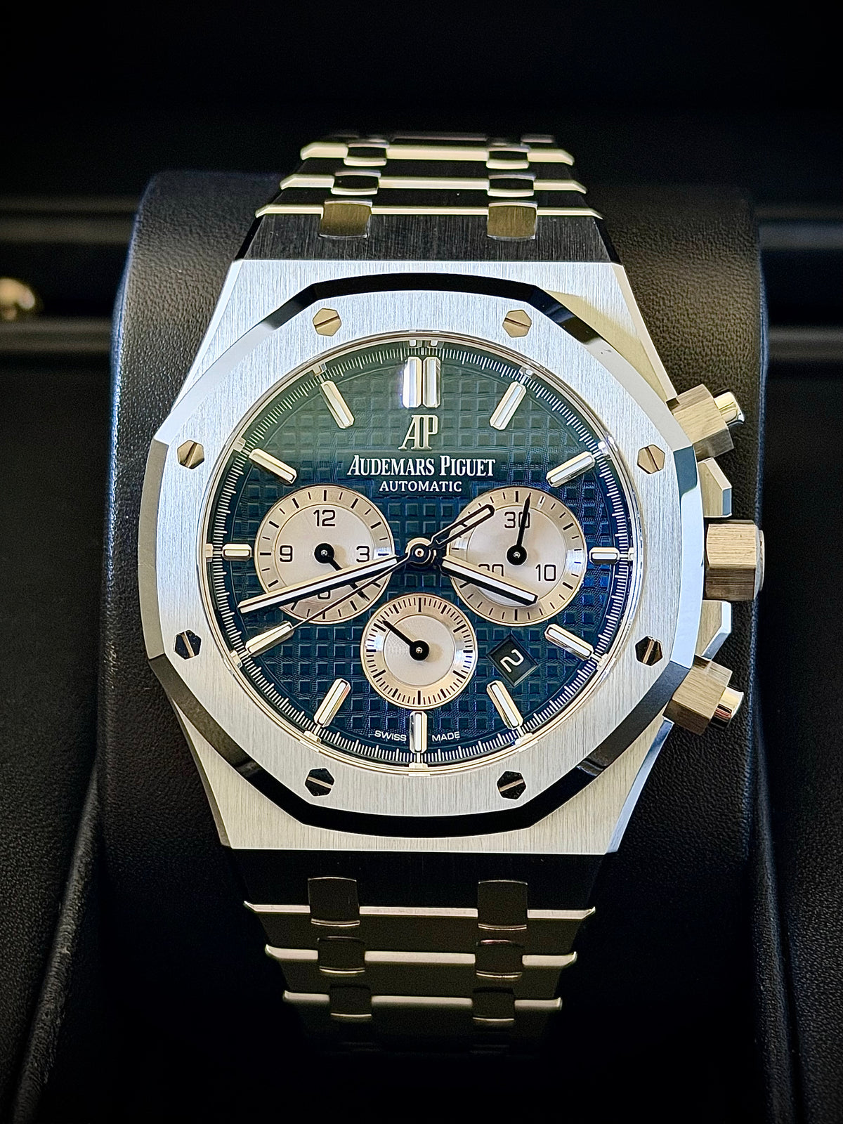2020 AUDEMARS PIGUET ROYAL OAK SELFWINDING CHRONOGRAPH, 26331ST.OO.1220ST.01, BLUE DIAL, FULL SET, MINT CONDITION, INC GST