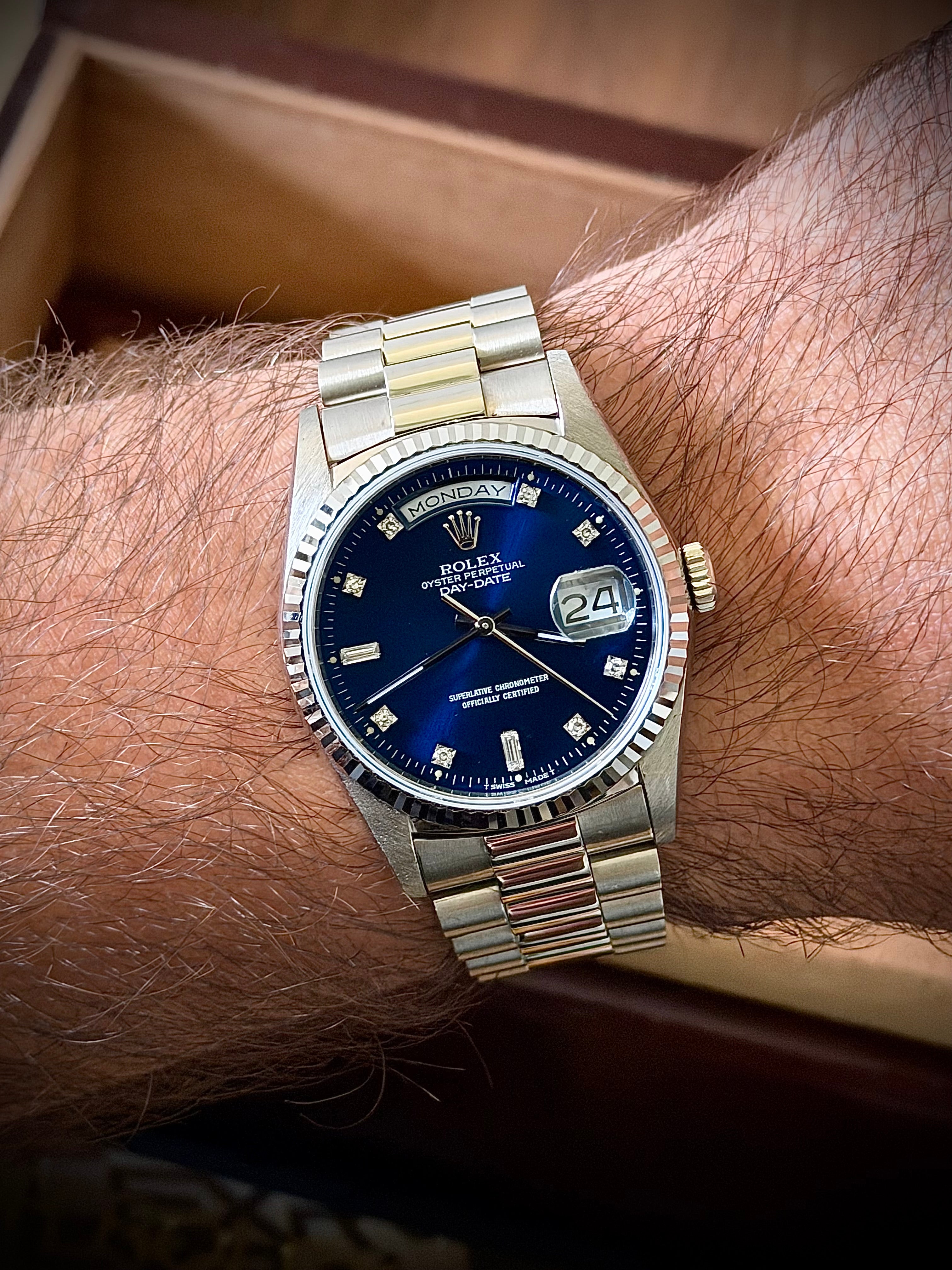1989 ROLEX DAY-DATE 36, 18239, BLUE DIAMOND DIAL, BOX & BOOKLETS, INC GST