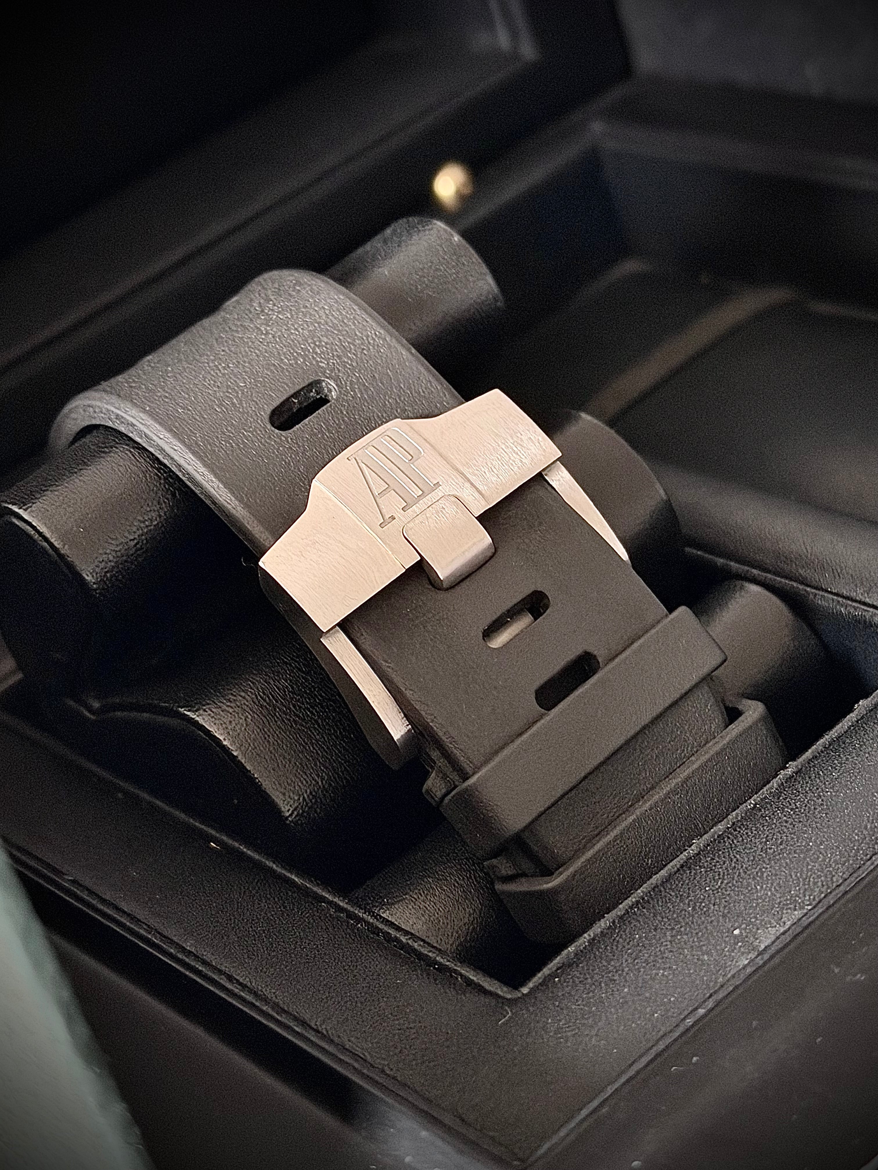 2013 AUDEMARS PIGUET ROYAL OAK OFFSHORE CHRONOGRAPH, FULL SET, INC GST