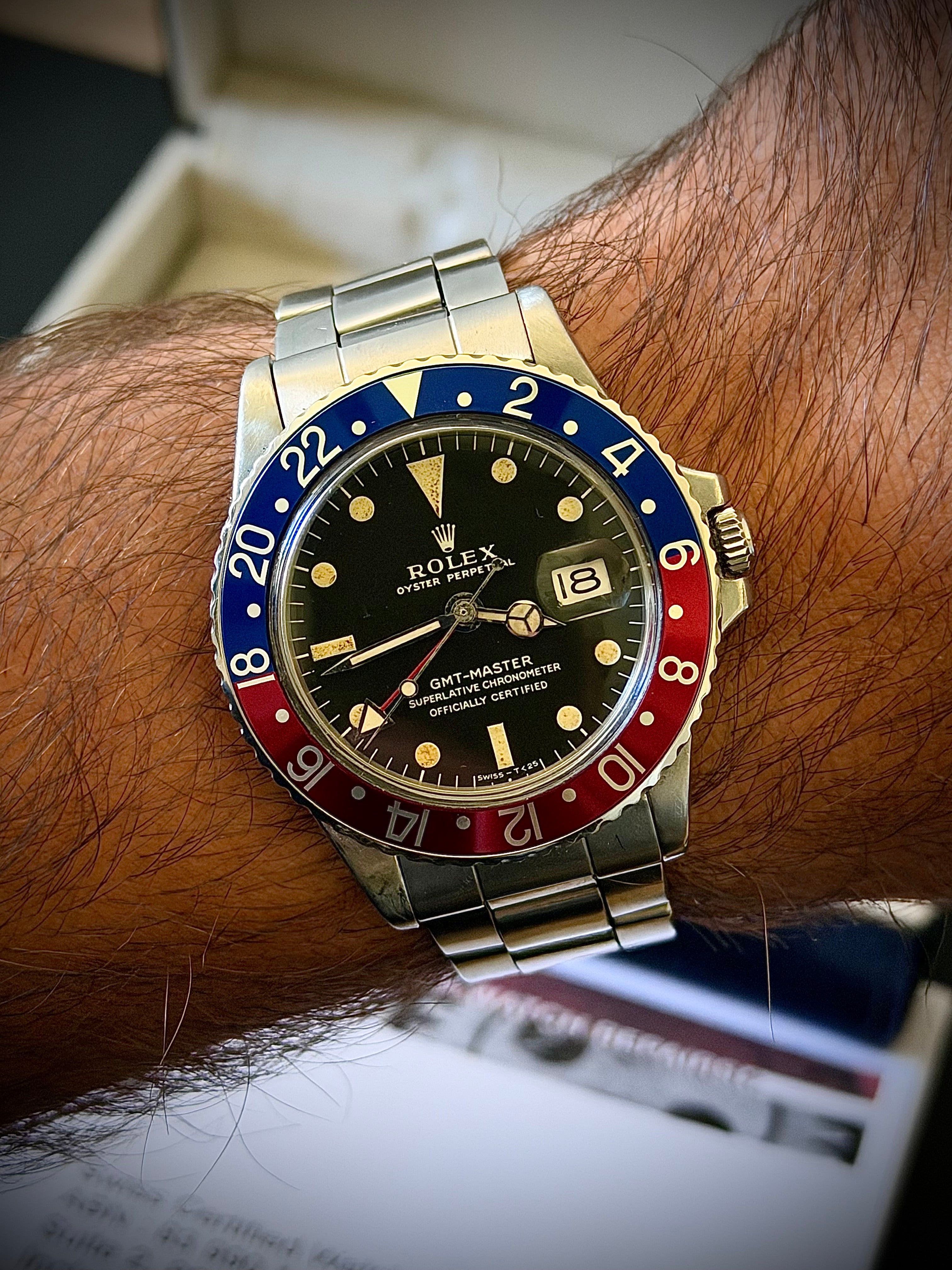 CIRCA 1972 ROLEX GMT-MASTER, 1675 PEPSI, LONG E DIAL, WATCH & BOX, FULLY SERVICED, INC GST