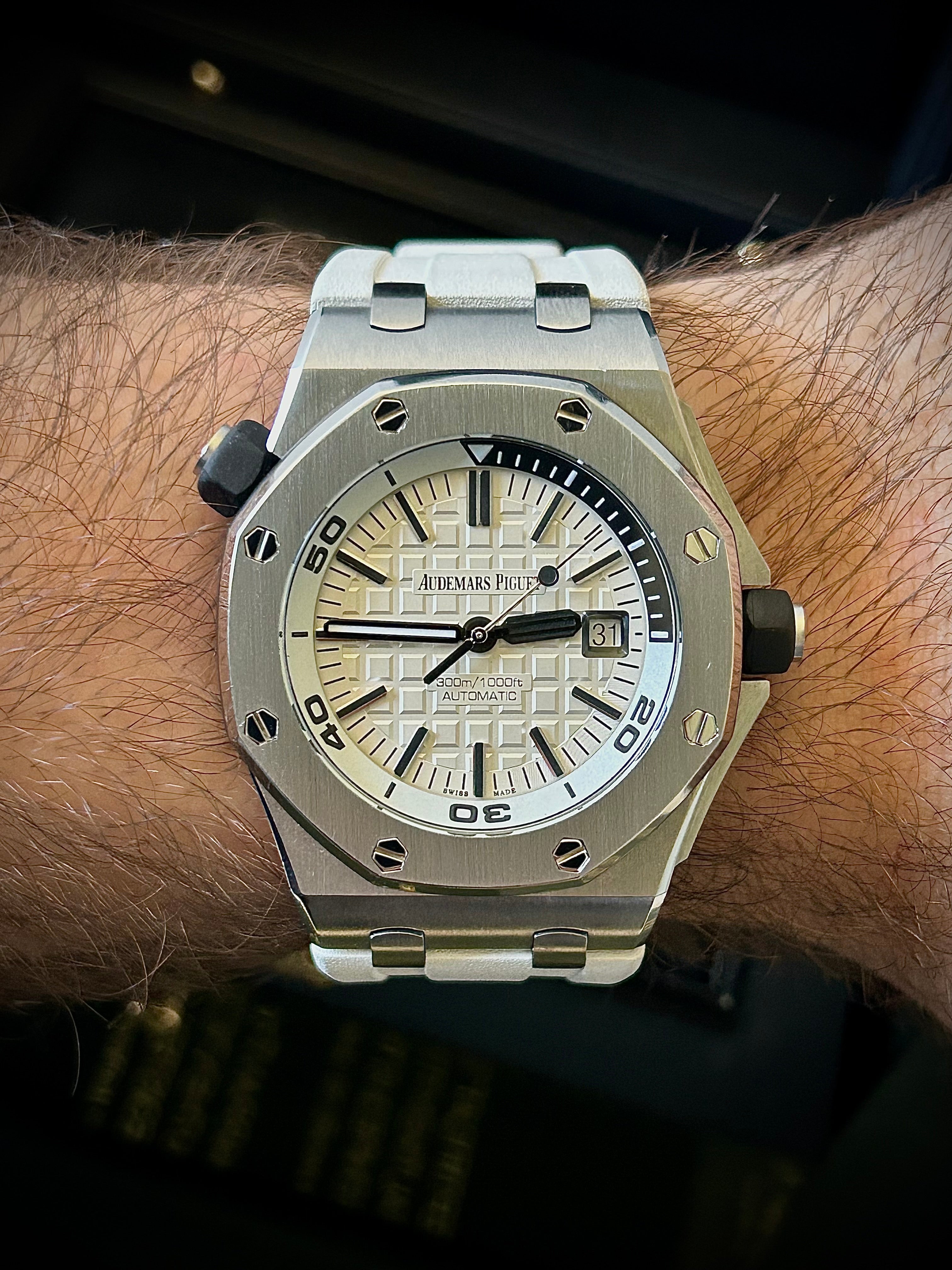2016 AUDEMARS PIGUET ROYAL OAK OFFSHORE DIVER, FULLY SERVICED, FULL SET, INC GST