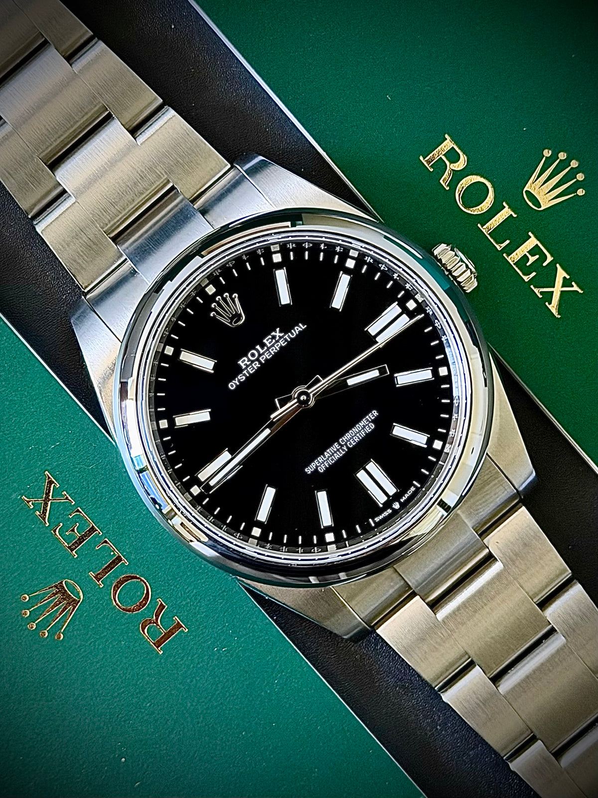 2025 ROLEX OYSTER PERPETUAL 41, 124300, BLACK DIAL, FULL SET, INC GST