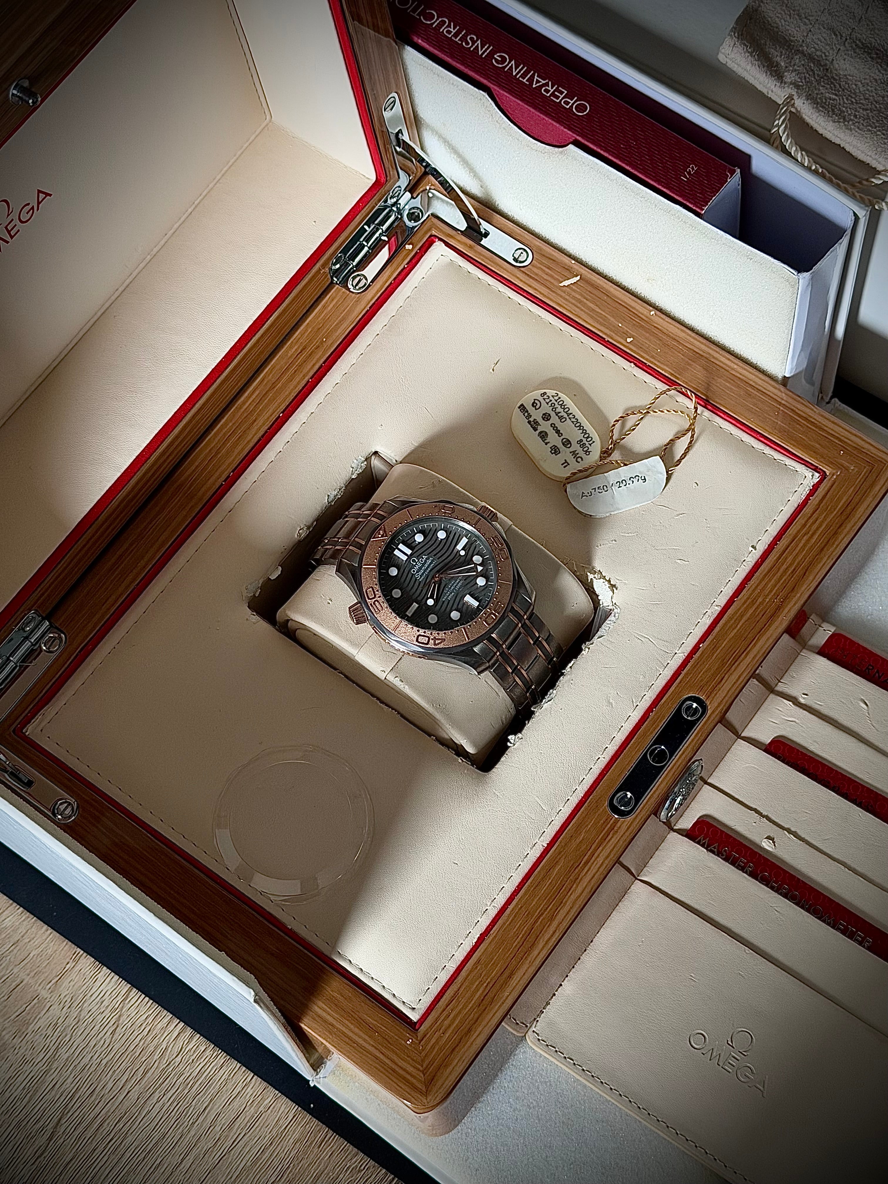 2022 OMEGA SEAMASTER DIVER 300M, LIMITED EDITION, TANTALUM, TITANUM & SEDNA GOLD, 210.60.42.20.99.001, FULL SET, INC GST