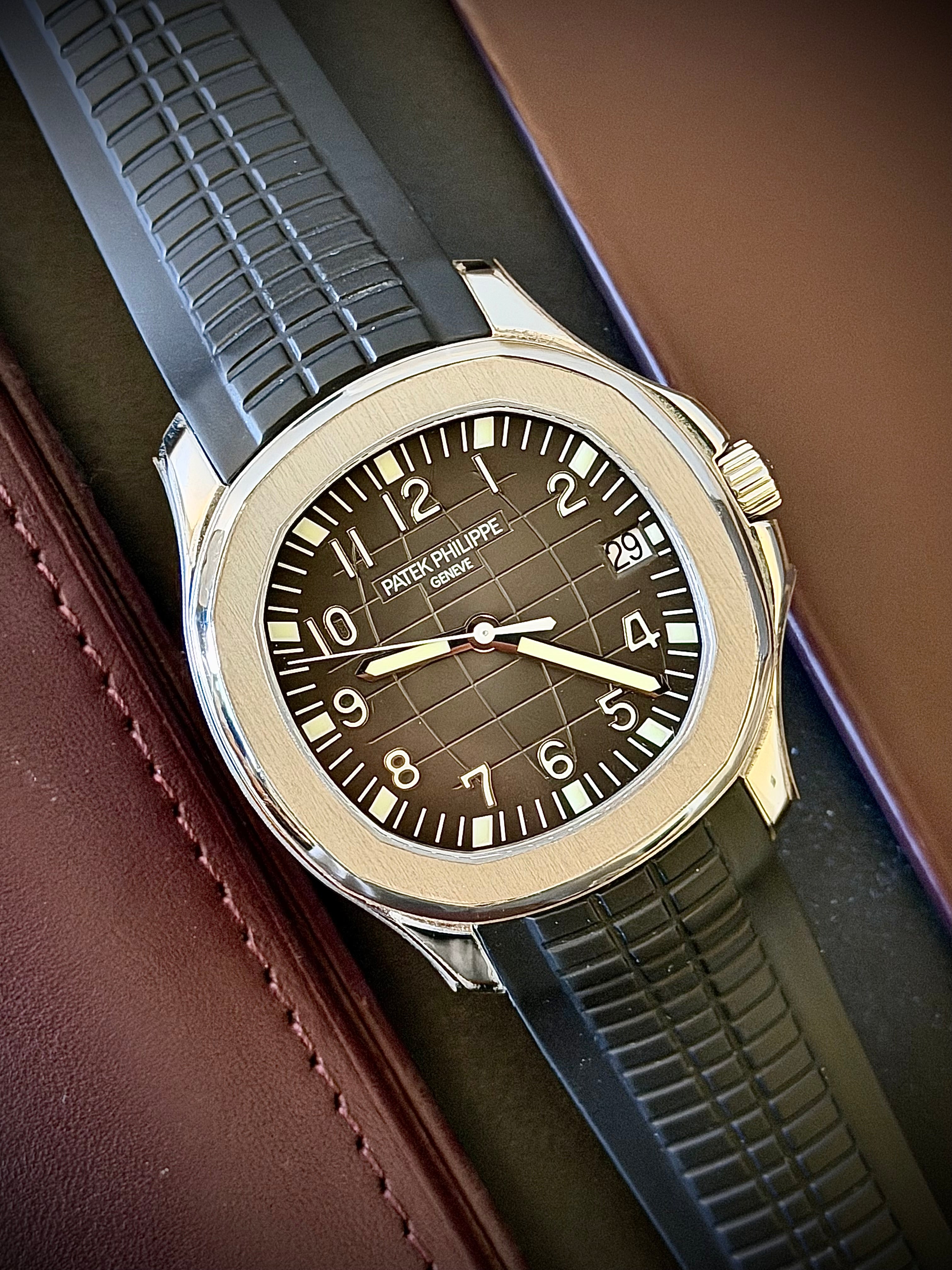 2008 PATEK PHILIPPE AQUANAUT, 5165A, FULL SET, INC GST