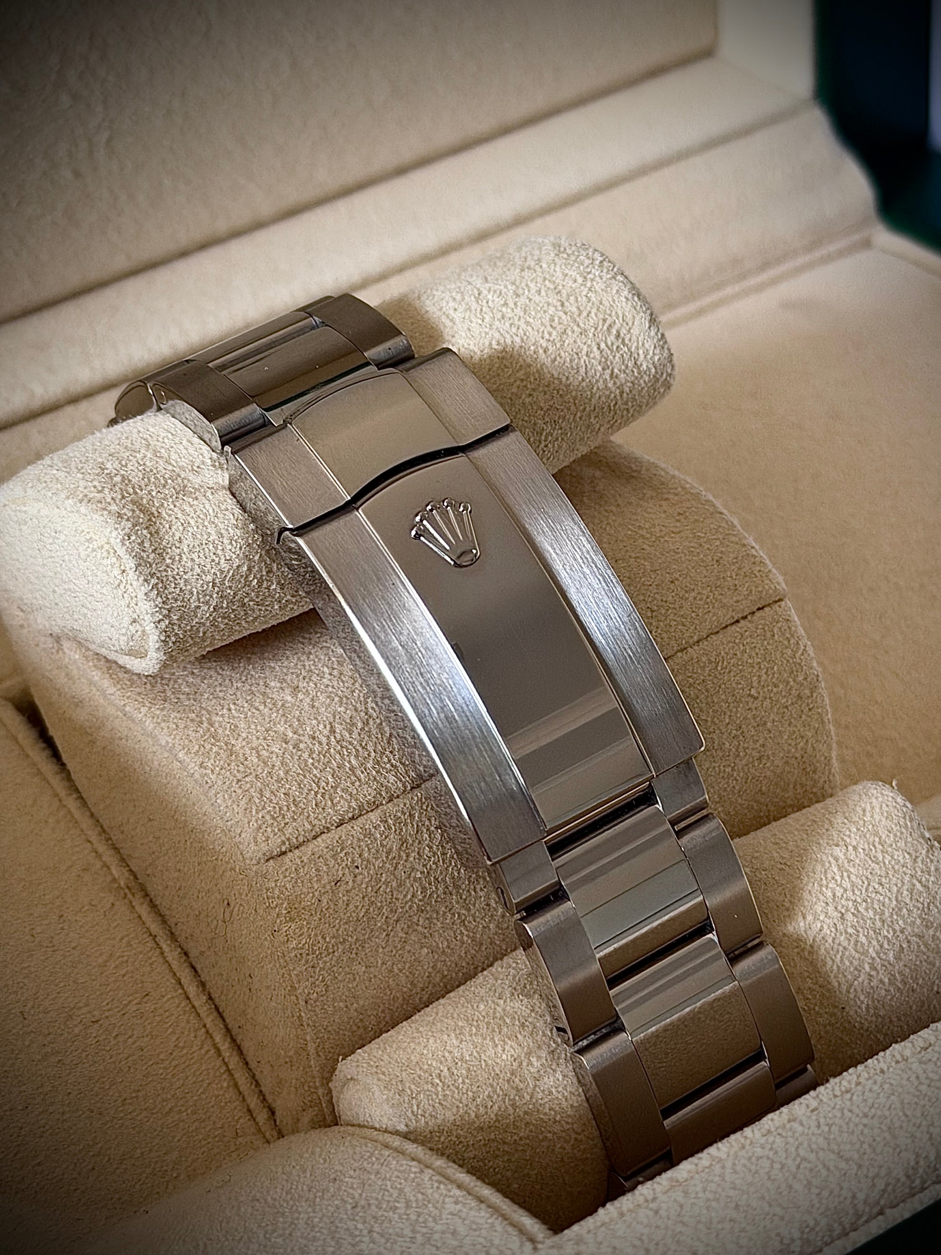 2018 ROLEX SKY DWELLER, BLUE DIAL, OYSTER, 326934, FULL SET, INC GST