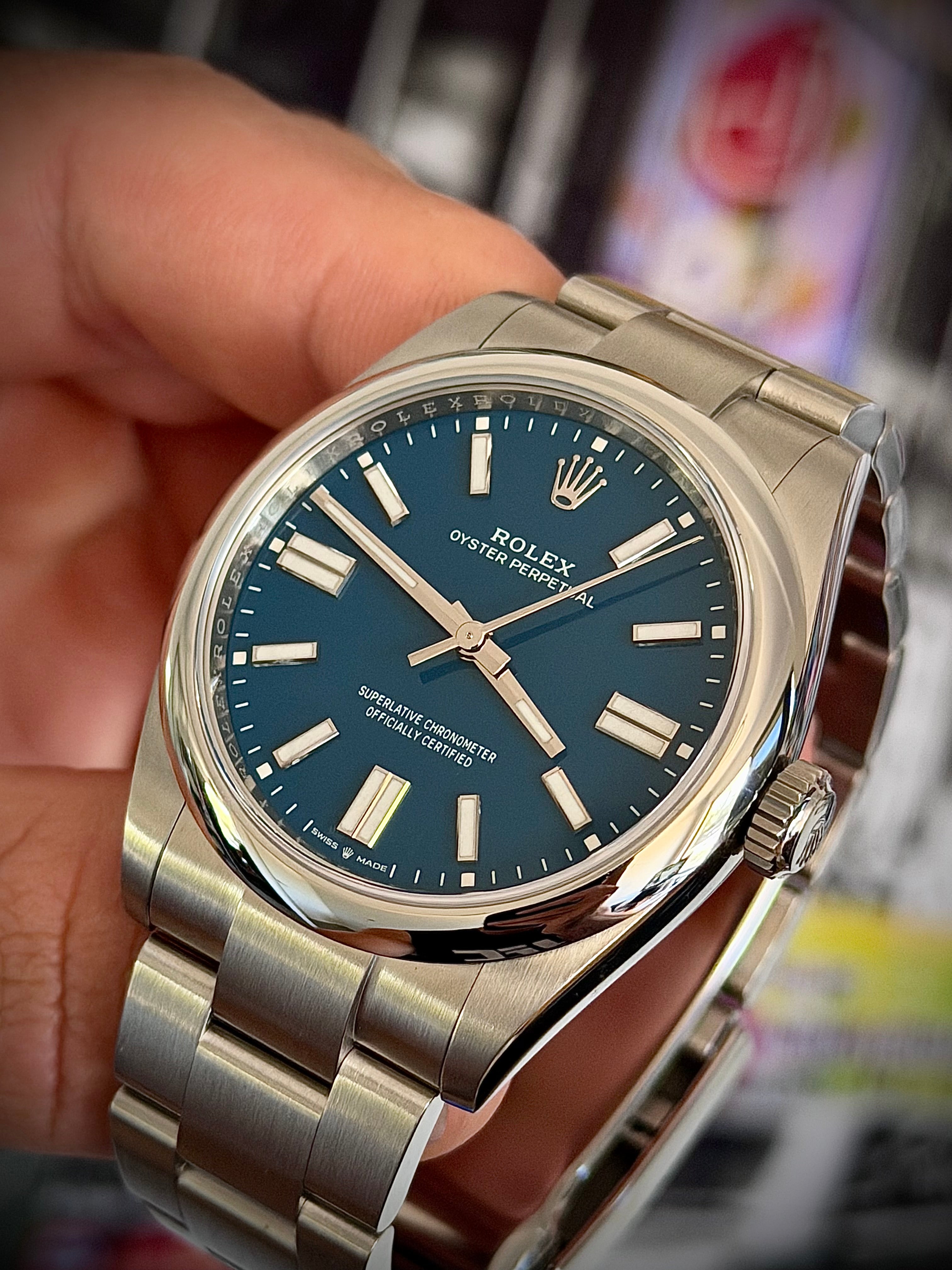 2025 ROLEX OYSTER PERPETUAL 41, MED BLUE DIAL, FULL SET, INC GST