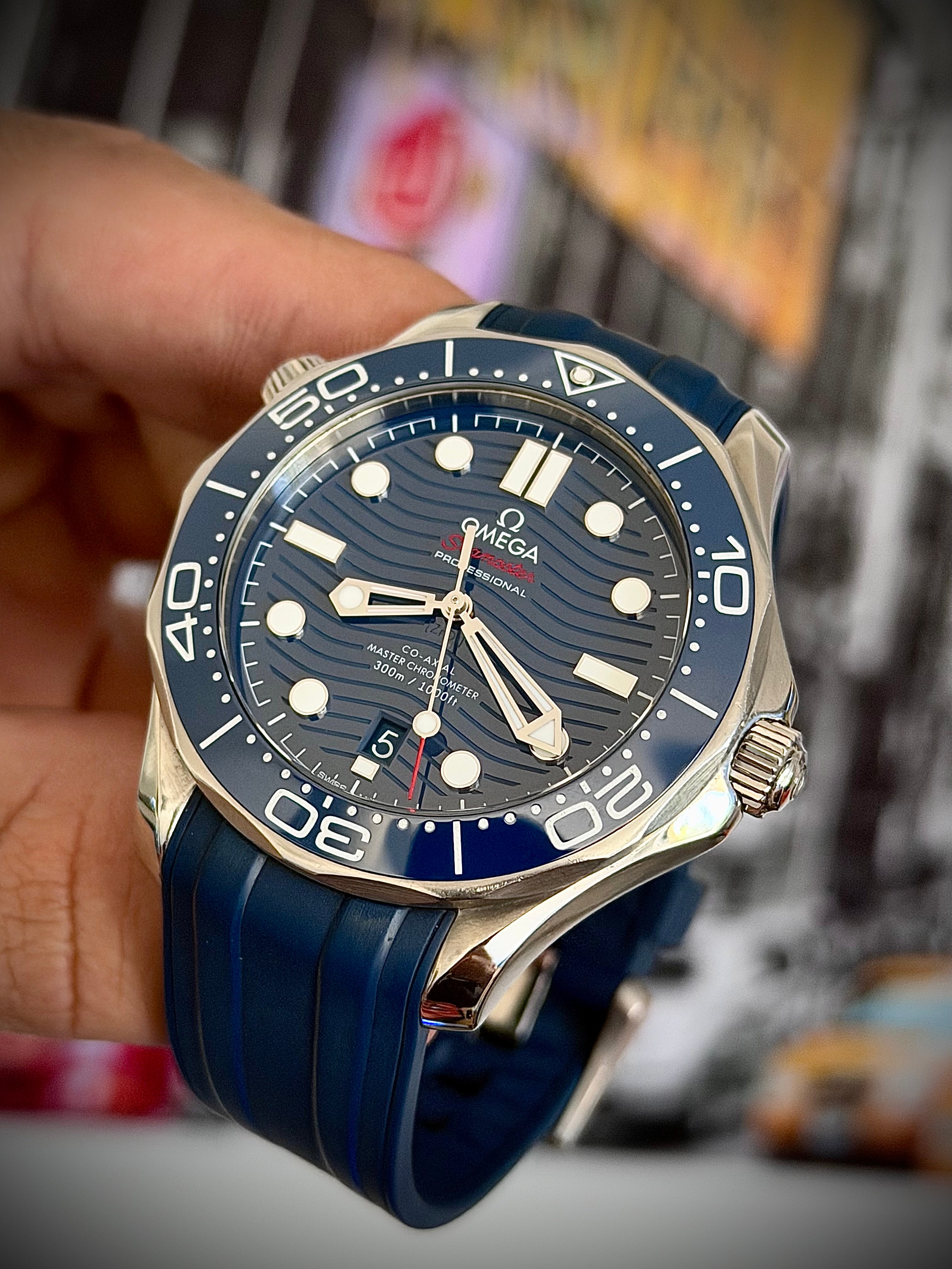 2022 OMEGA SEAMASTER 300, BLUE DIAL, FULL SET, INC GST