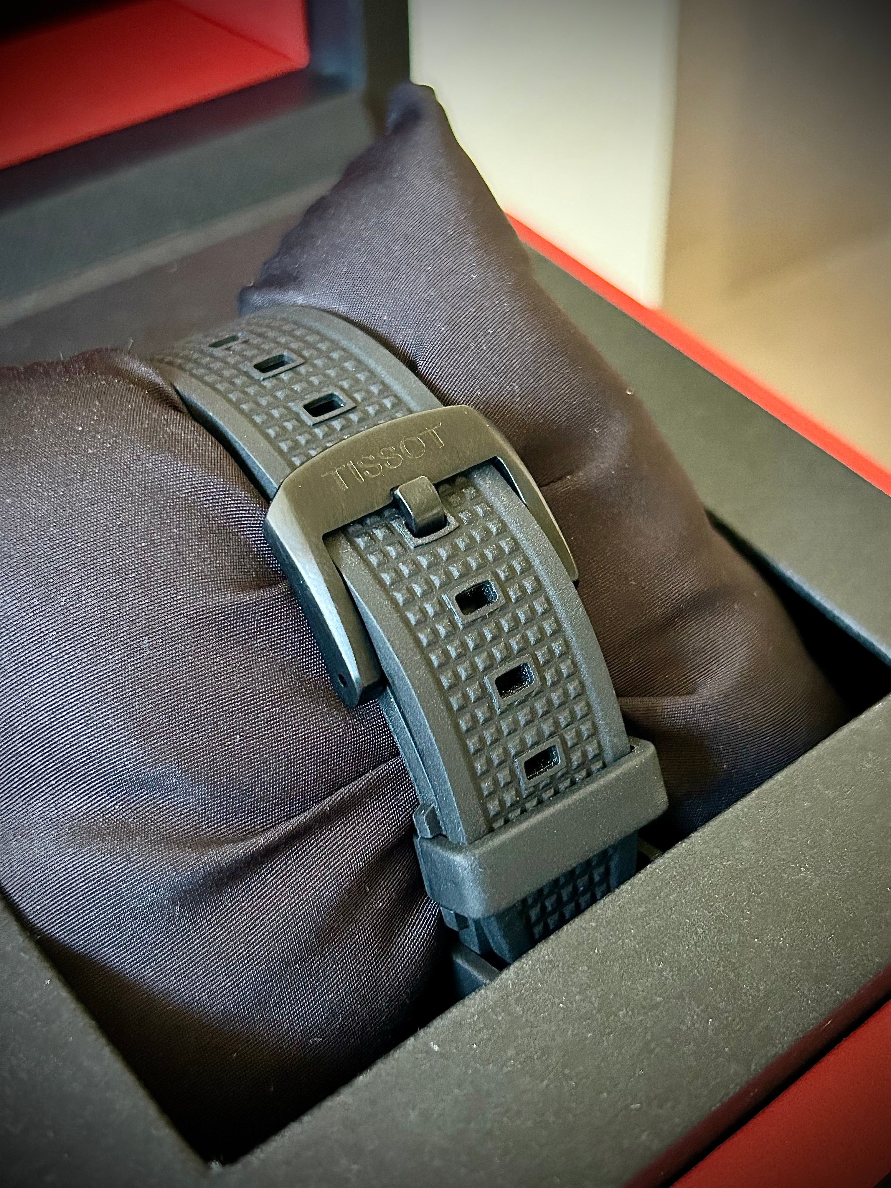 2025 TISSOT PRX POWERMATIC 80 40MM CARBON, FULL SET, INC GST