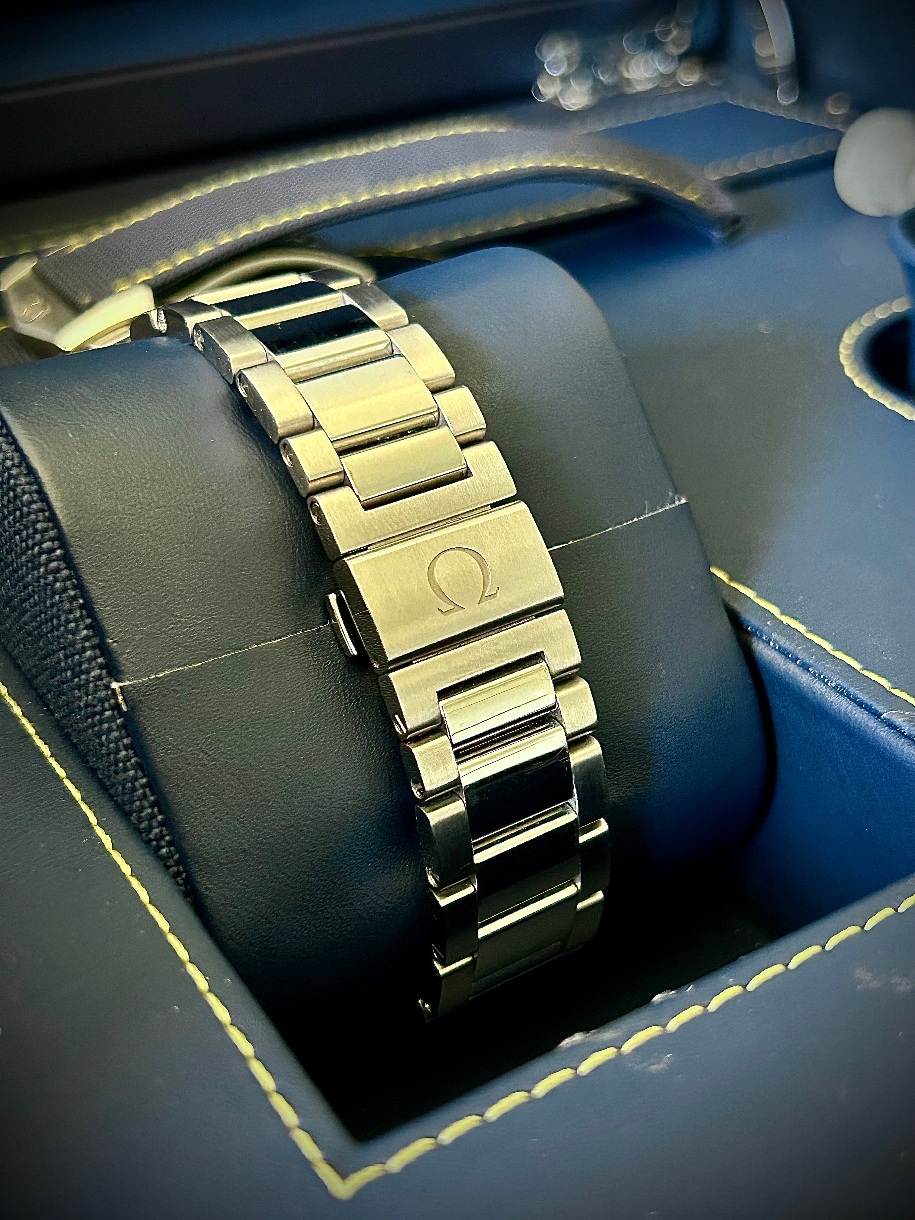 2016 OMEGA SEAMASTER AQUA TERRA, JAMES BOND 007 “SPECTRE”, FULL SET, INC GST