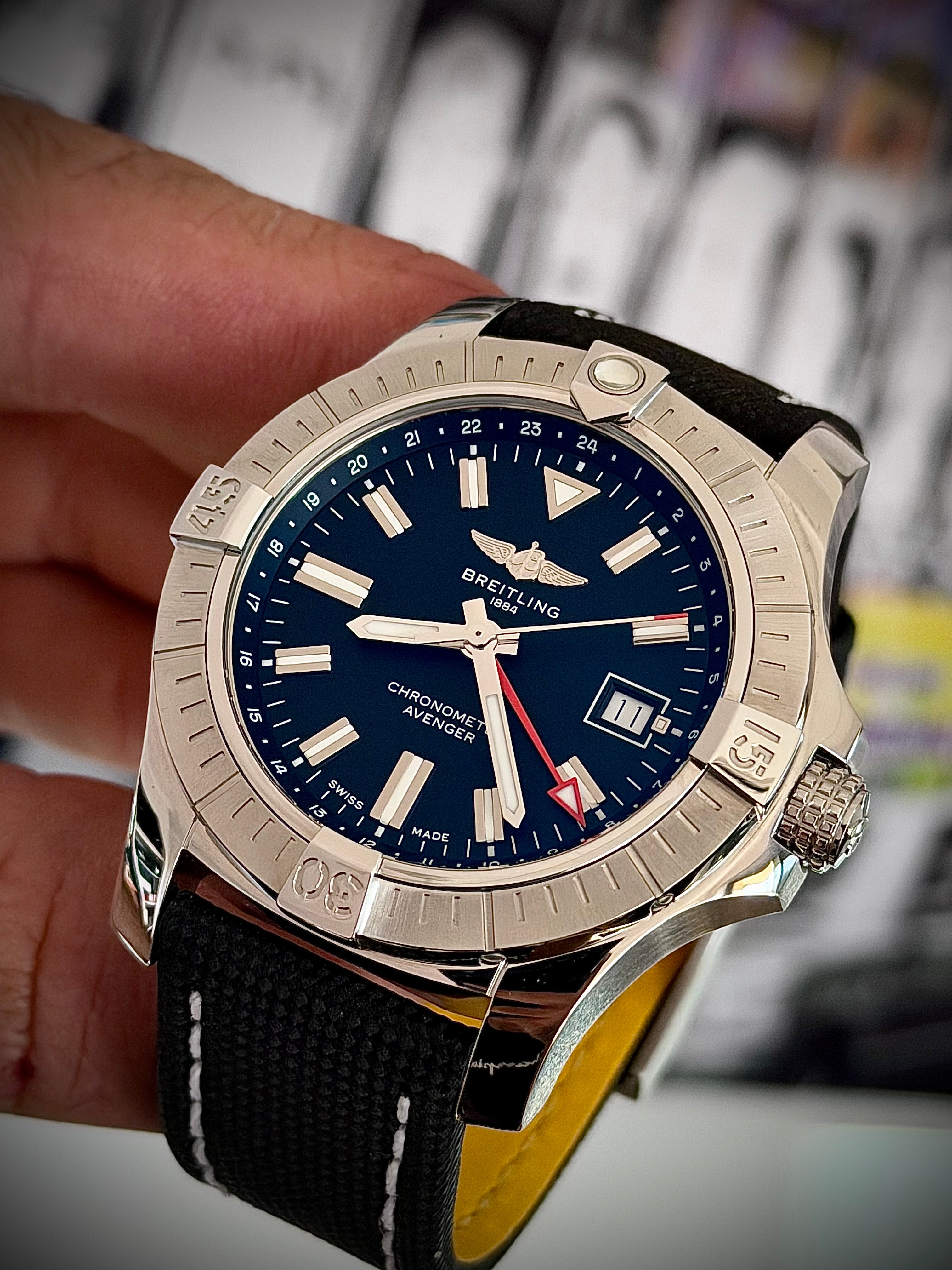 2025 BREITLING AVENGER GMT 43, A32397101B1X1, BOX & JOMASHOP WARRANTY, INC GST