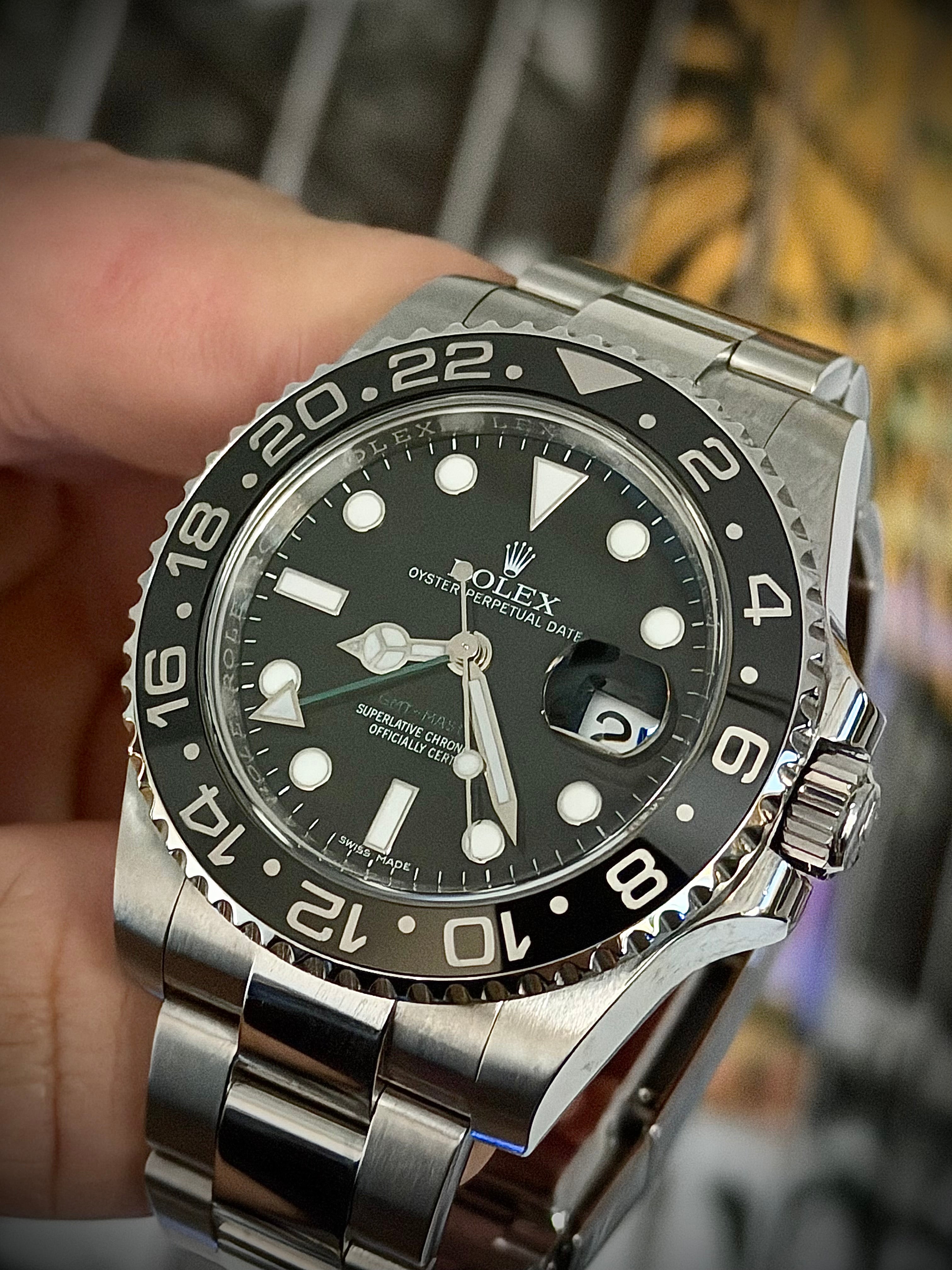 2014 ROLEX GMT-MASTER II “GREEN ARROW”, 116710LN, BOX AND PAPERS, INC GST