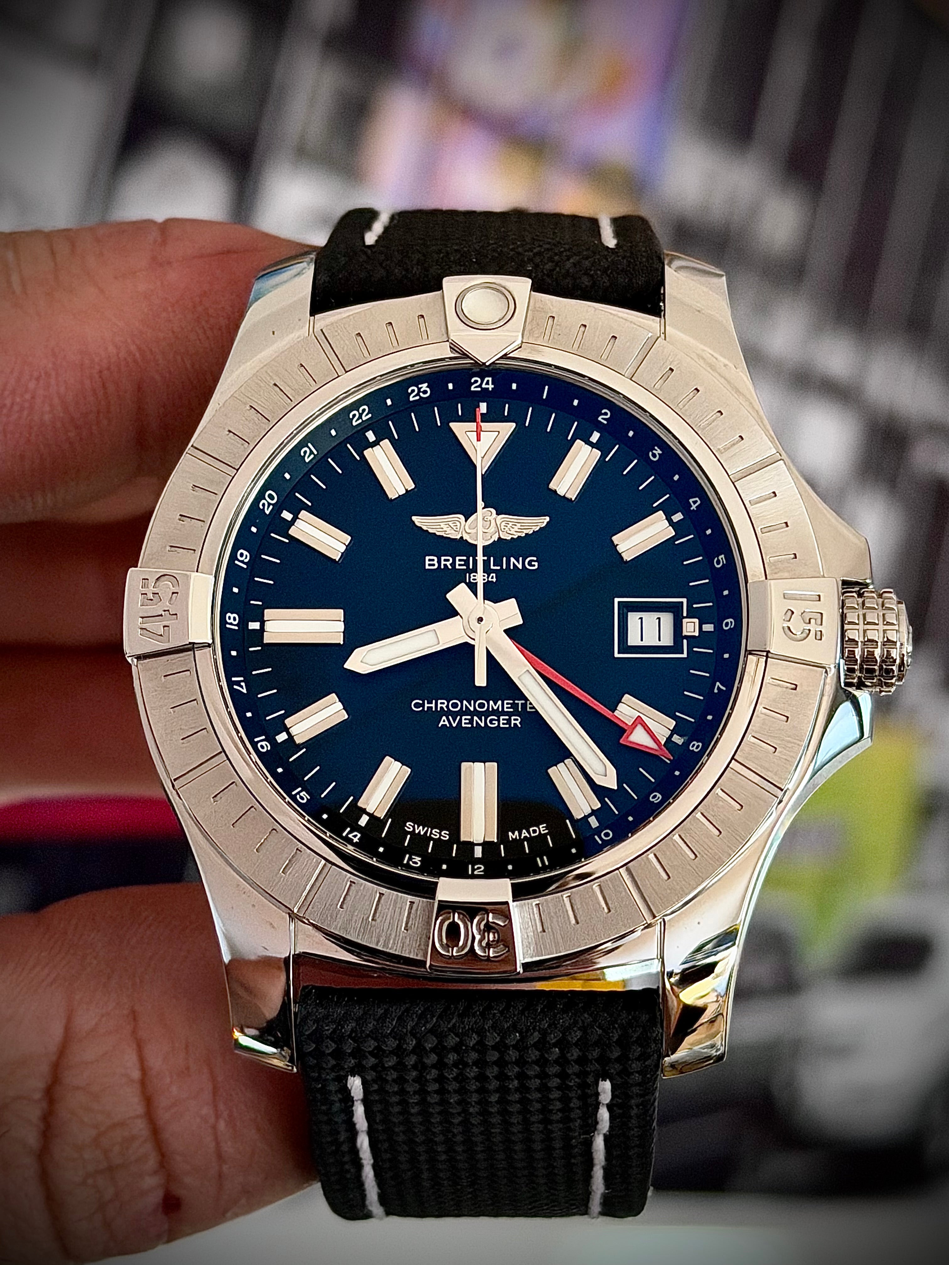 2025 BREITLING AVENGER GMT 43, A32397101B1X1, BOX & JOMASHOP WARRANTY, INC GST