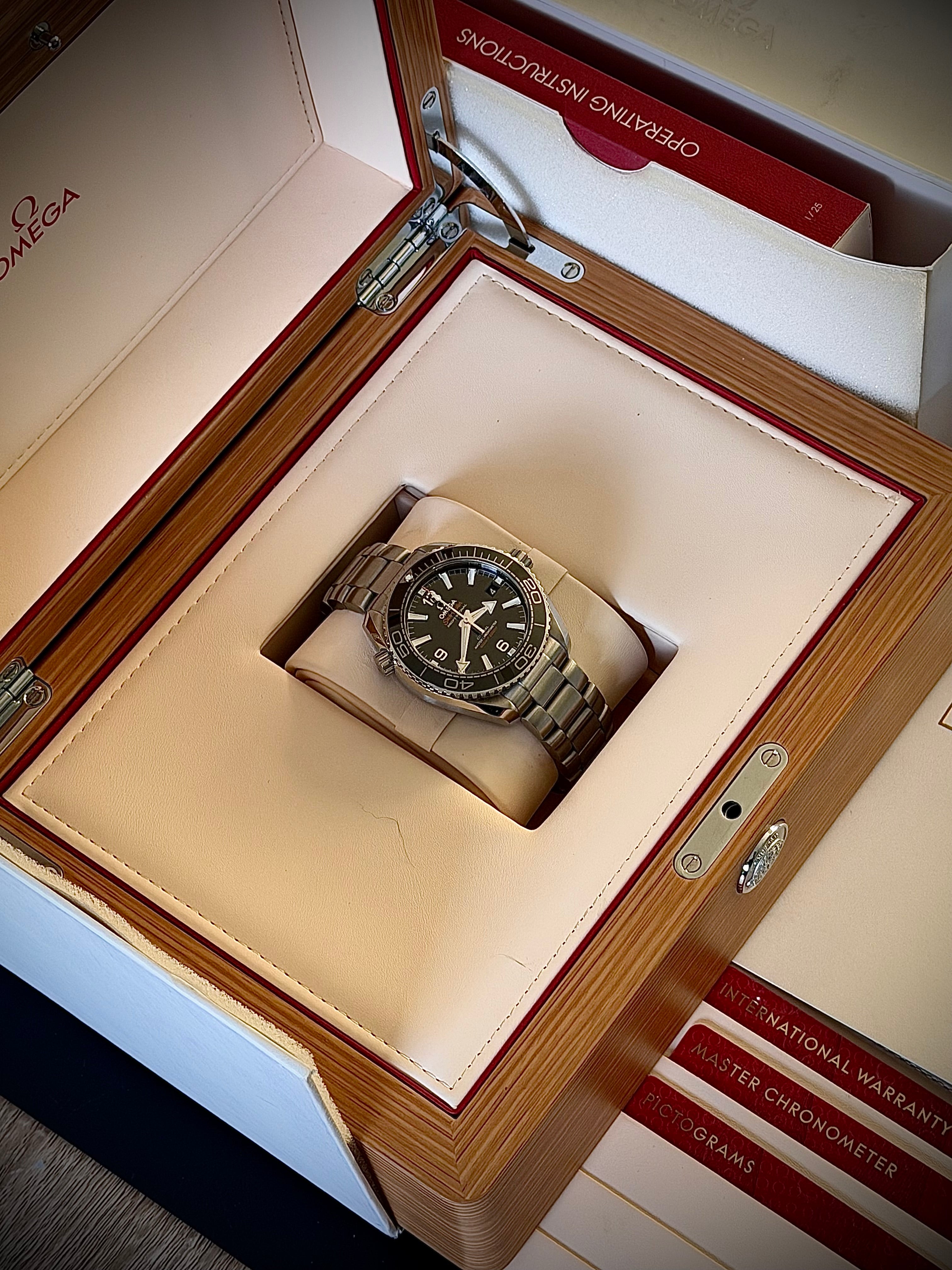 2023 OMEGA SEAMASTER PLANET OCEAN CO AXIAL 600M, 39.5MM, FULL SET, INC GST