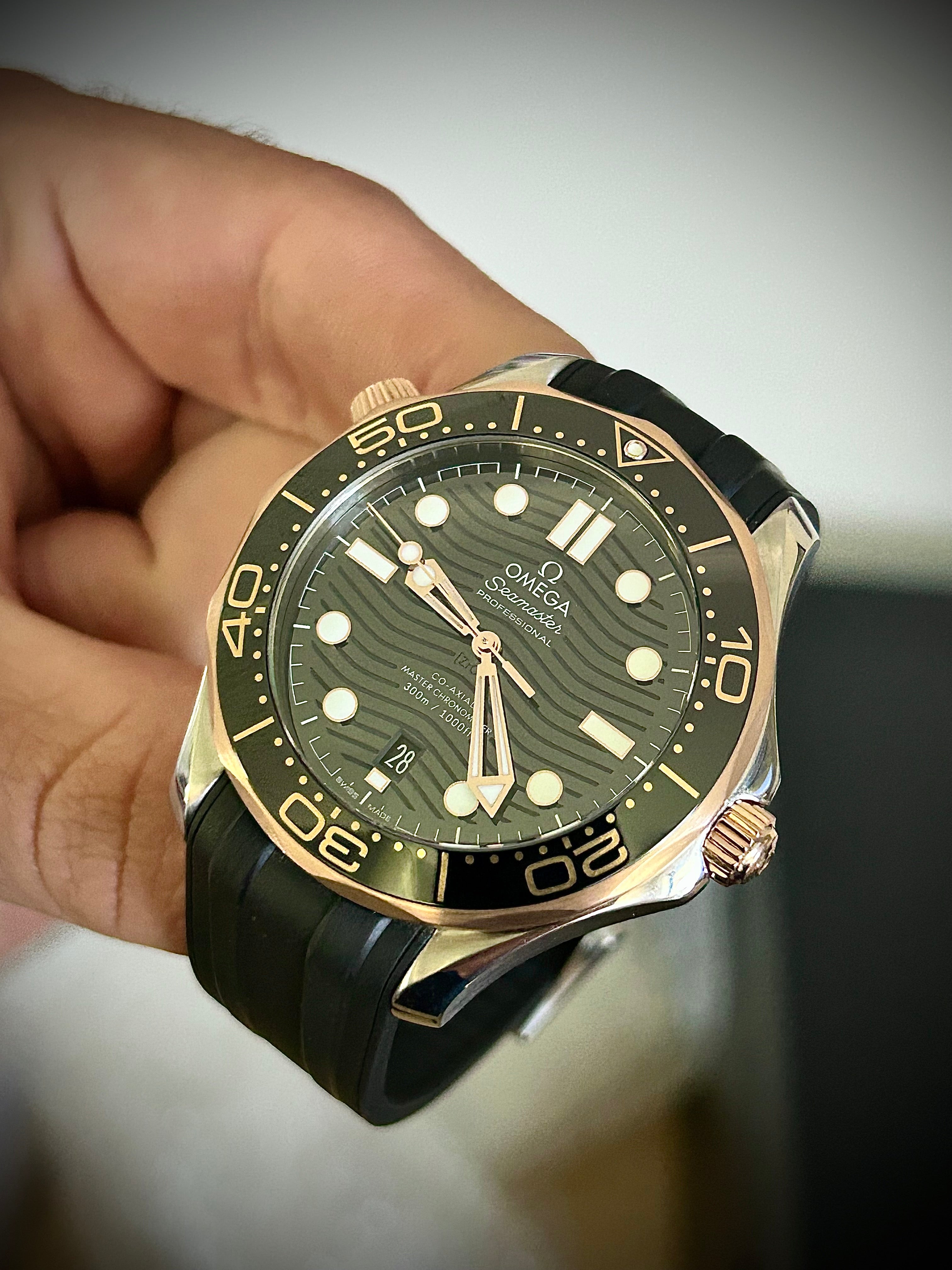 CIRCA 2021 OMEGA SEAMASTER 300, SEDNA, SERVICED, WATCH AND BOX, INC GST