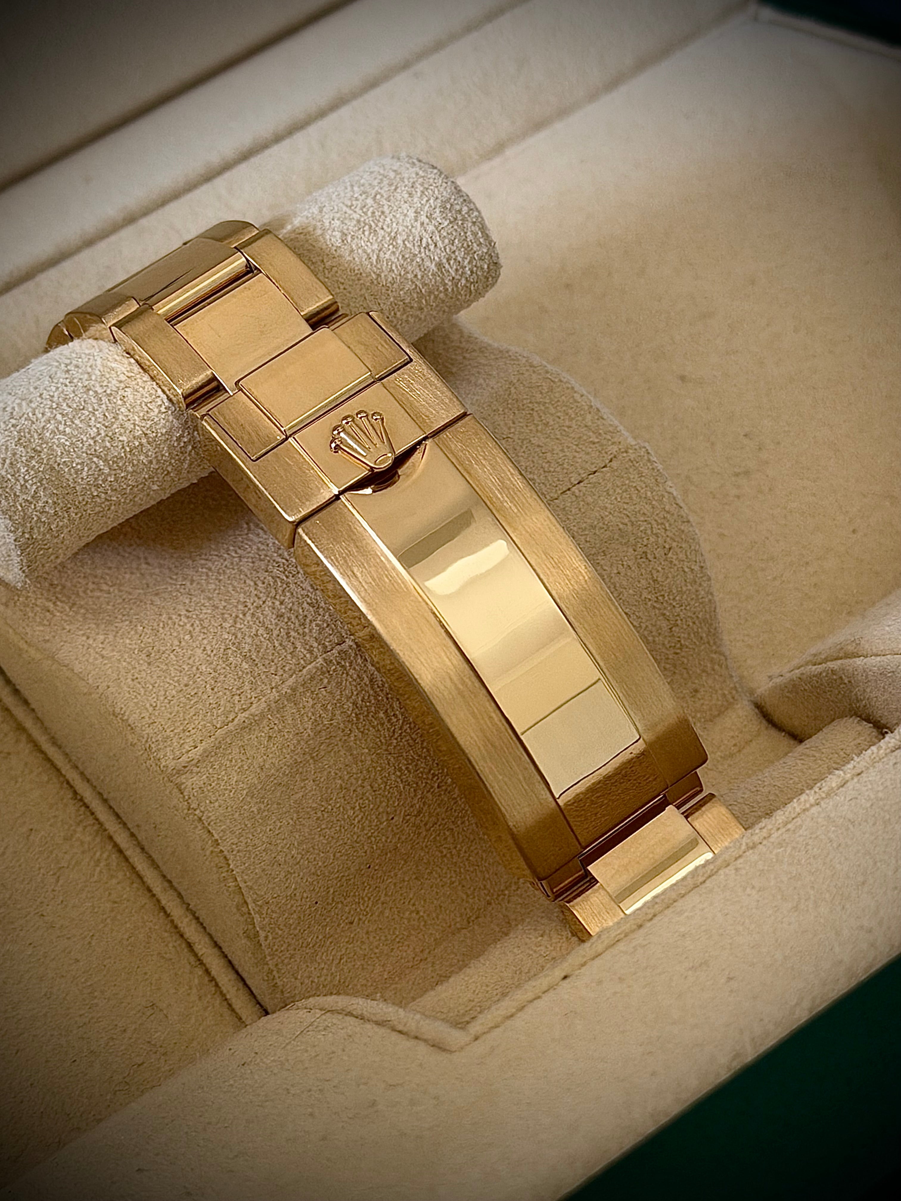 2019 ROLEX SUBMARINER DATE, YELLOW GOLD, 116618LN, BOX FULL SET, INC GST