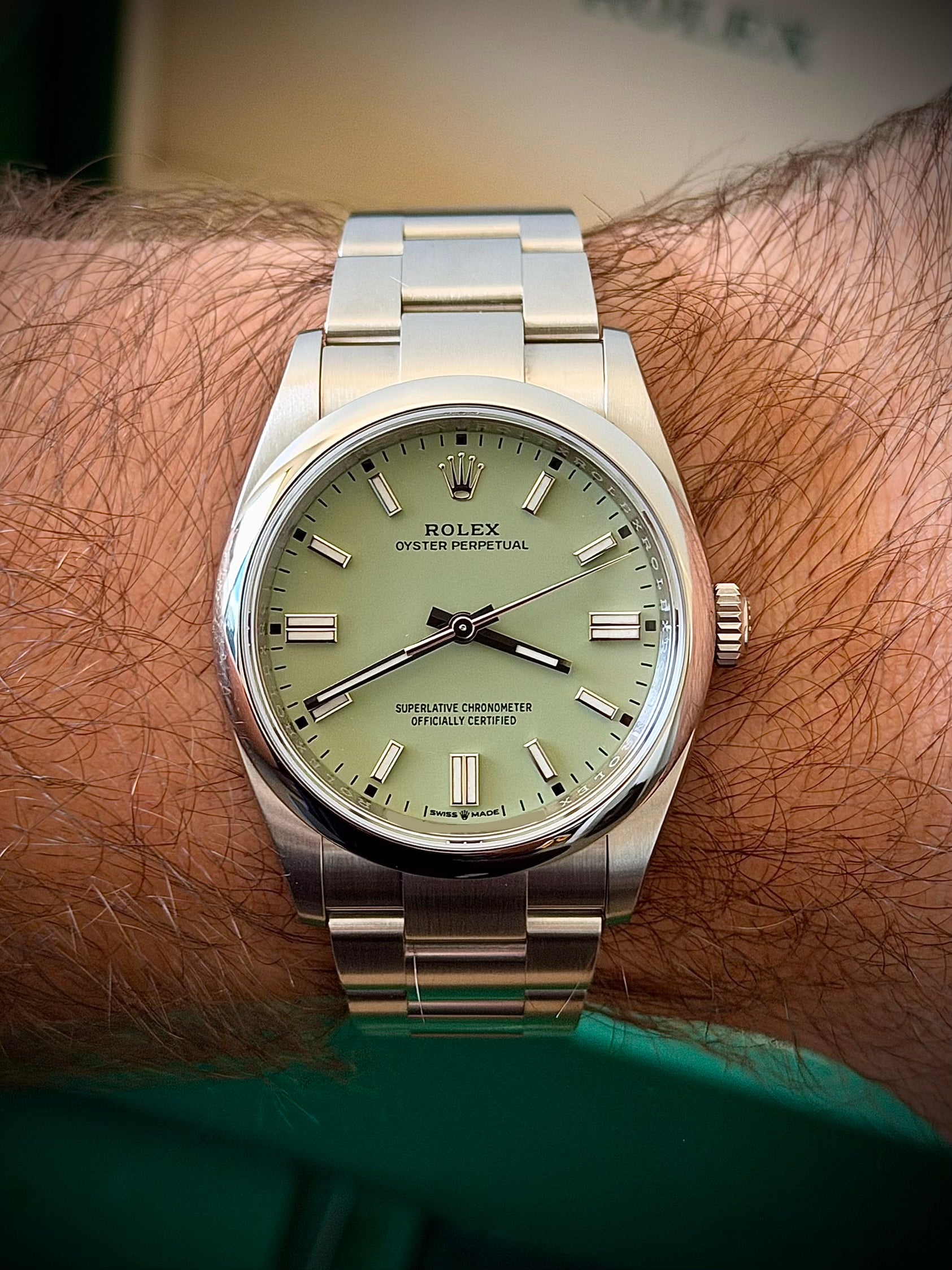 2025 ROLEX OYSTER PERPETUAL 36, PISTACHIO DIAL, 126000, BRAND NEW, FULL SET, INC GST