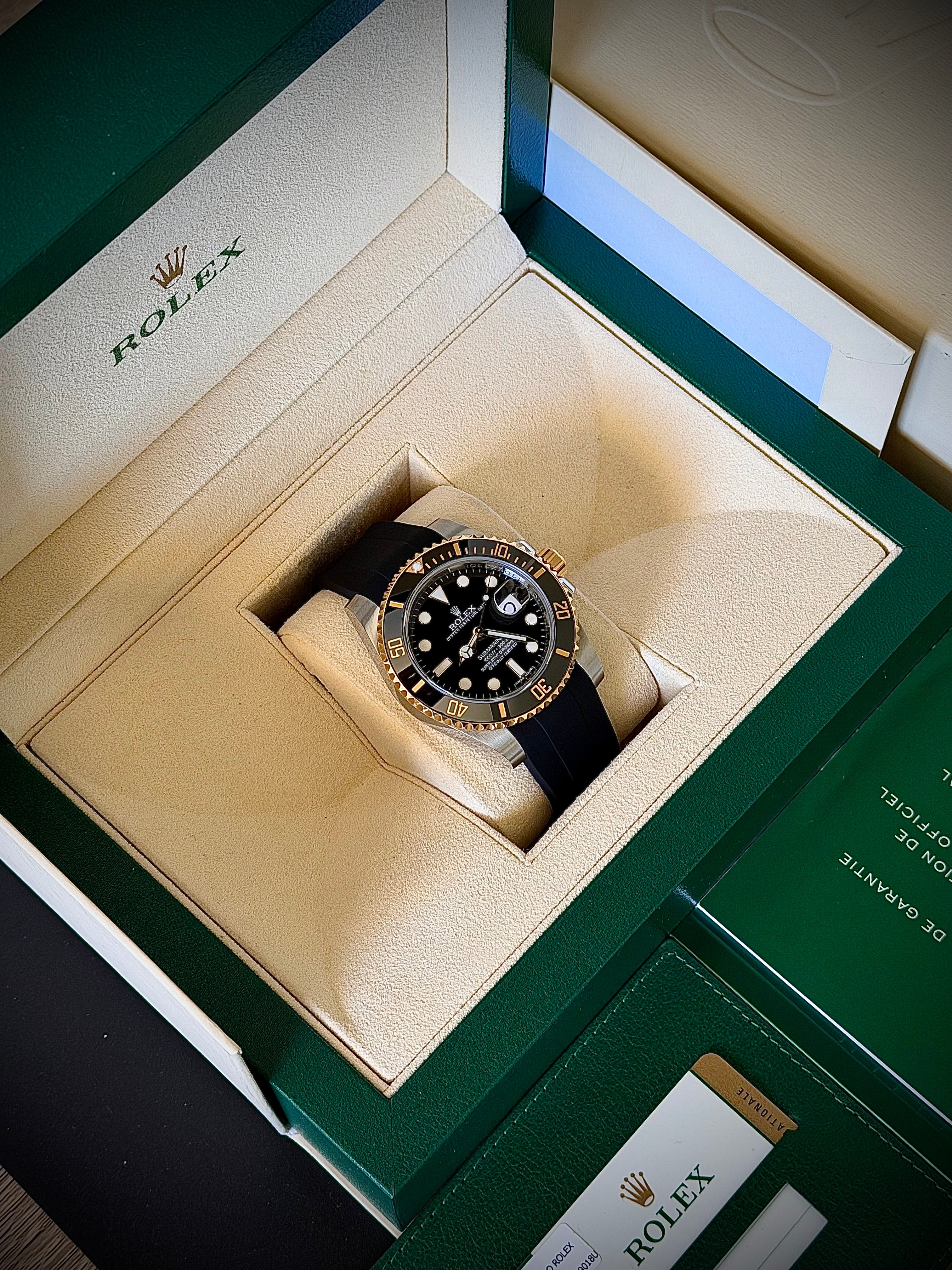 2015 ROLEX SUBMARINER DATE, 116613LN, FULL SET (NO BRACELET), INC GST