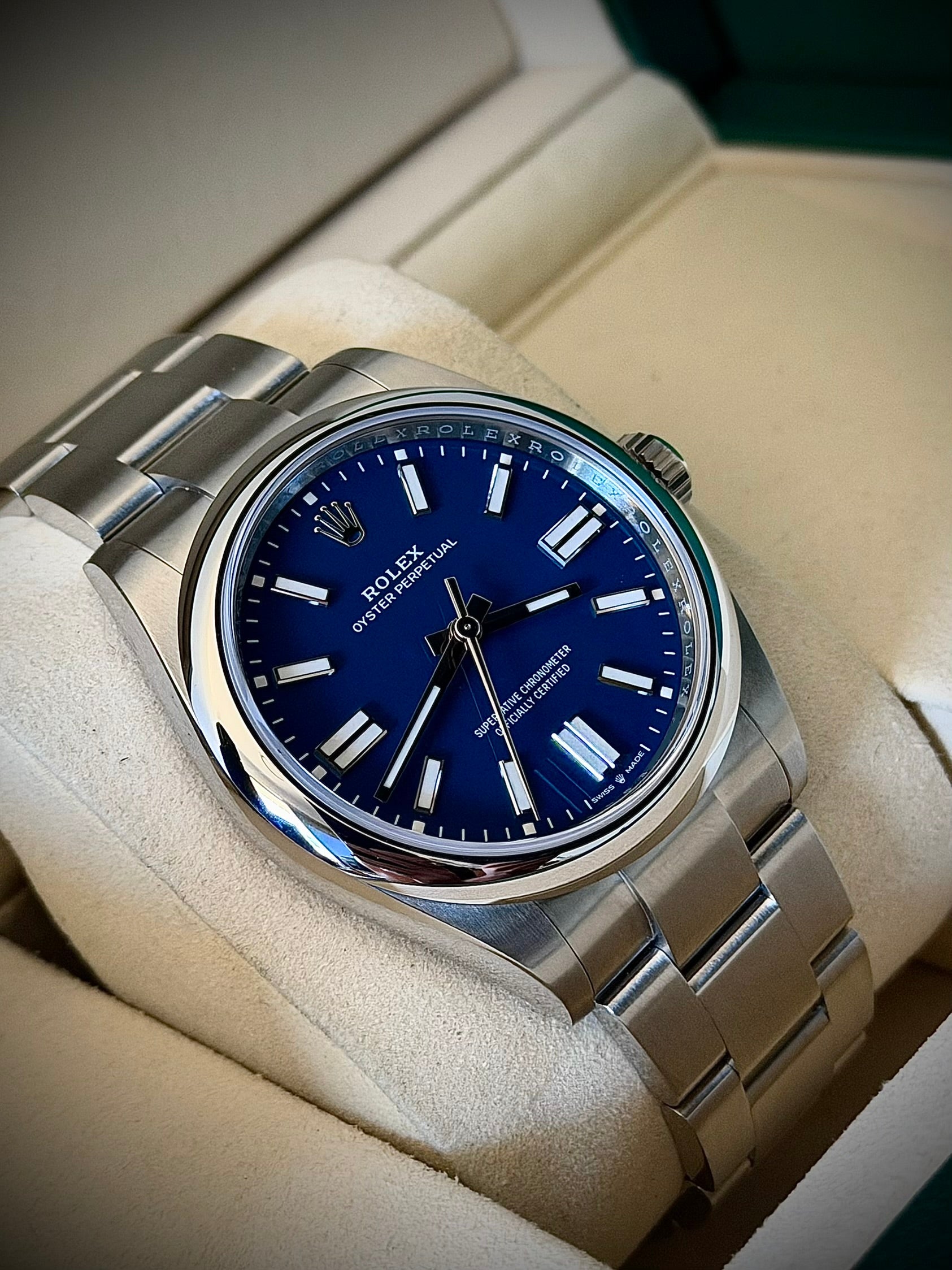 2025 ROLEX OYSTER PERPETUAL 41, MED BLUE DIAL, FULL SET, INC GST