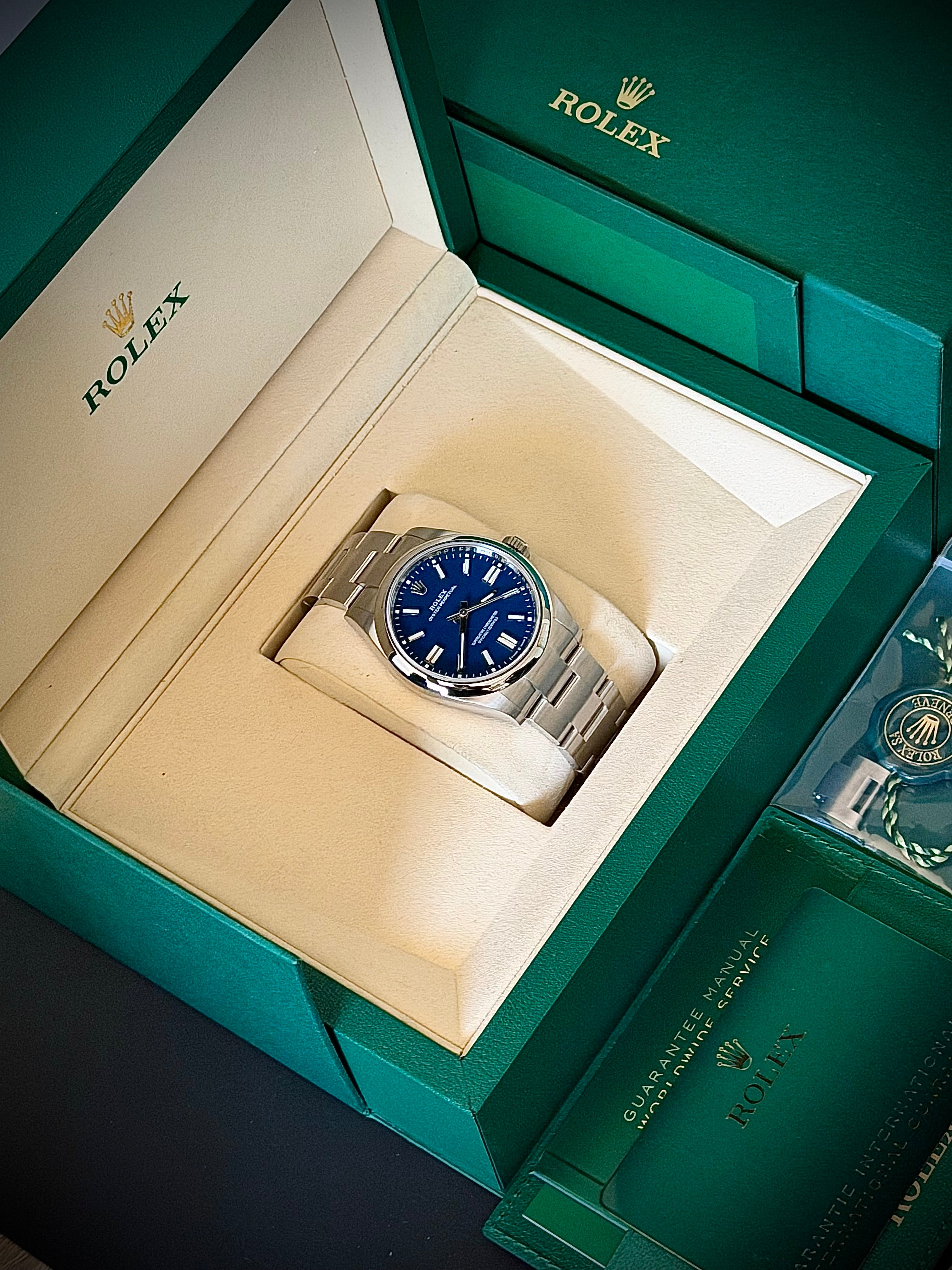 2025 ROLEX OYSTER PERPETUAL 41, MED BLUE DIAL, FULL SET, INC GST