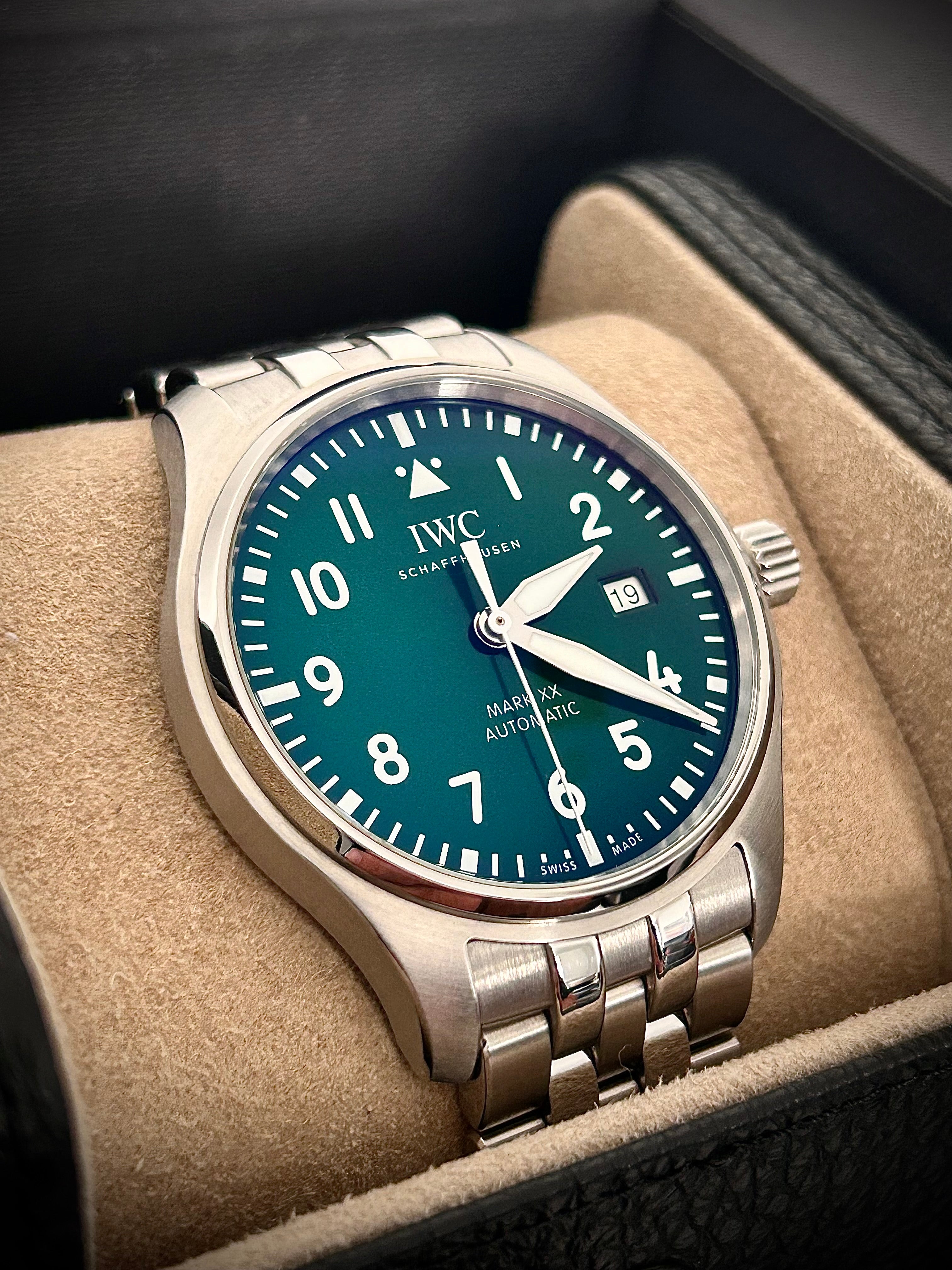 2023 IWC PILOTS WATCH MARK XX, GREEN DIAL, IW328206, FULL SET, INC GST