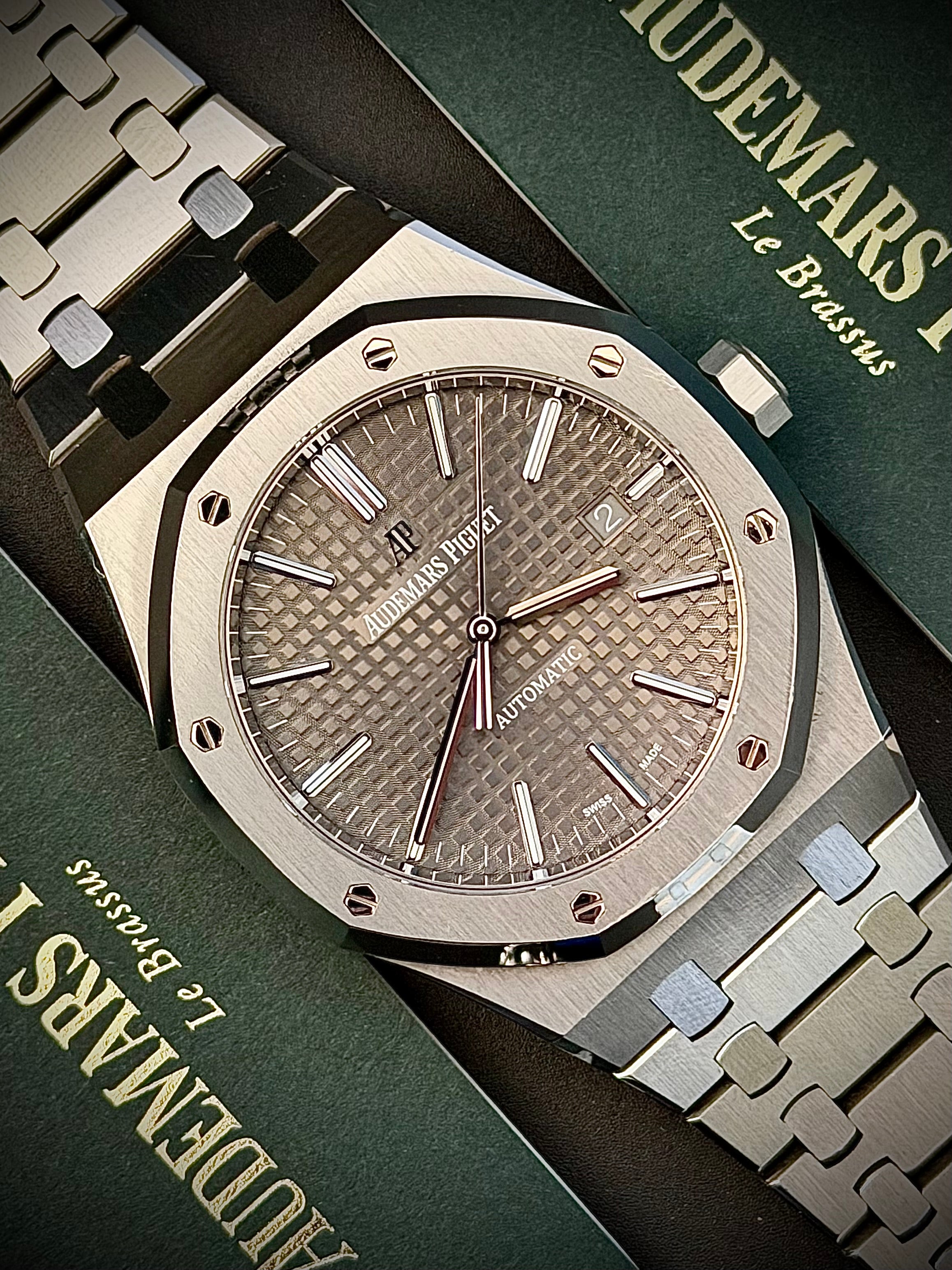 2019 AUDEMARS PIGUET ROYAL OAK 41, 15400ST.OO.1220ST.04, GREY RUTHENIUM DIAL, FULL SET, 2025 AP SERVICE, INC GST