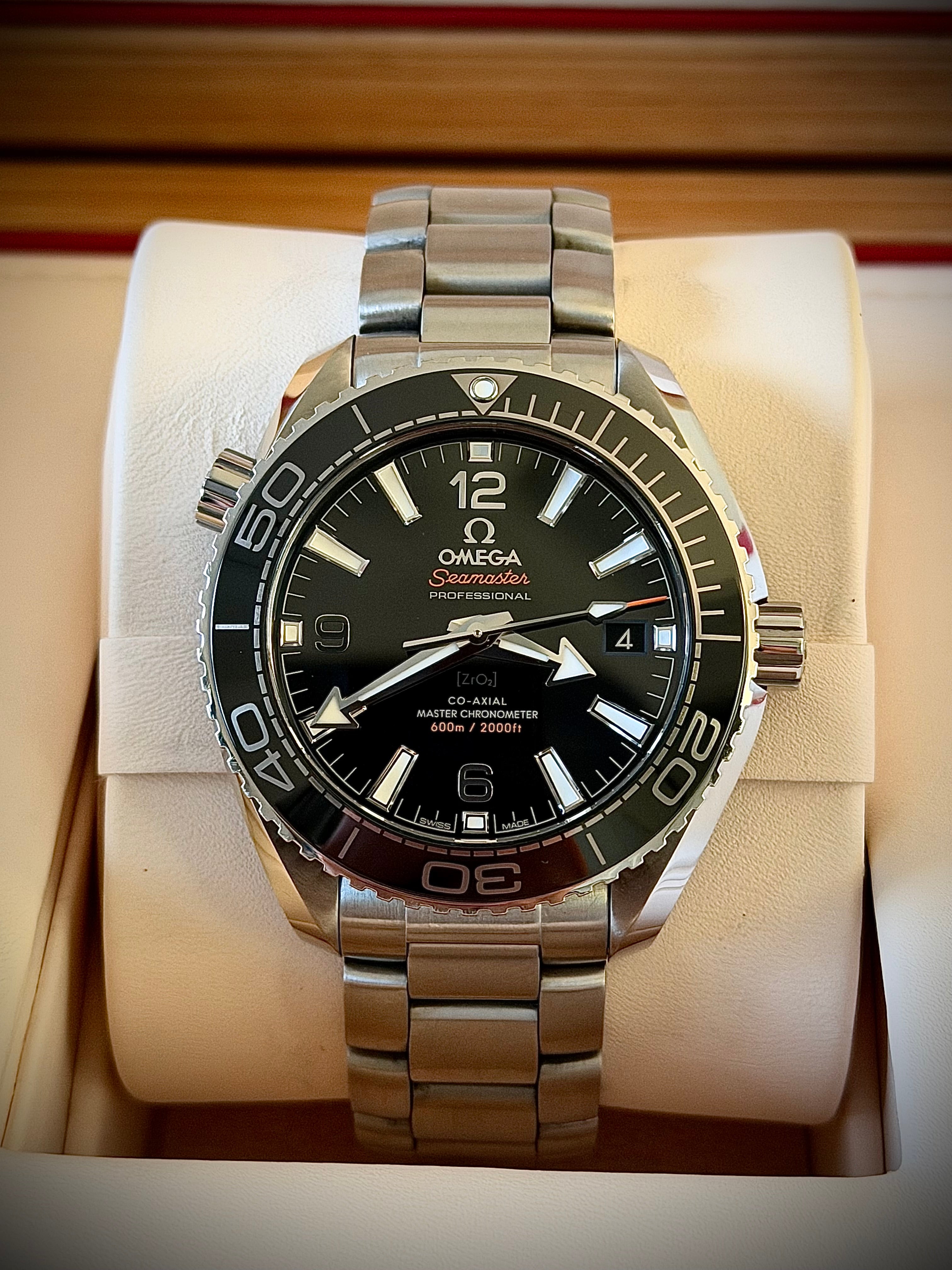 2023 OMEGA SEAMASTER PLANET OCEAN CO AXIAL 600M, 39.5MM, FULL SET, INC GST