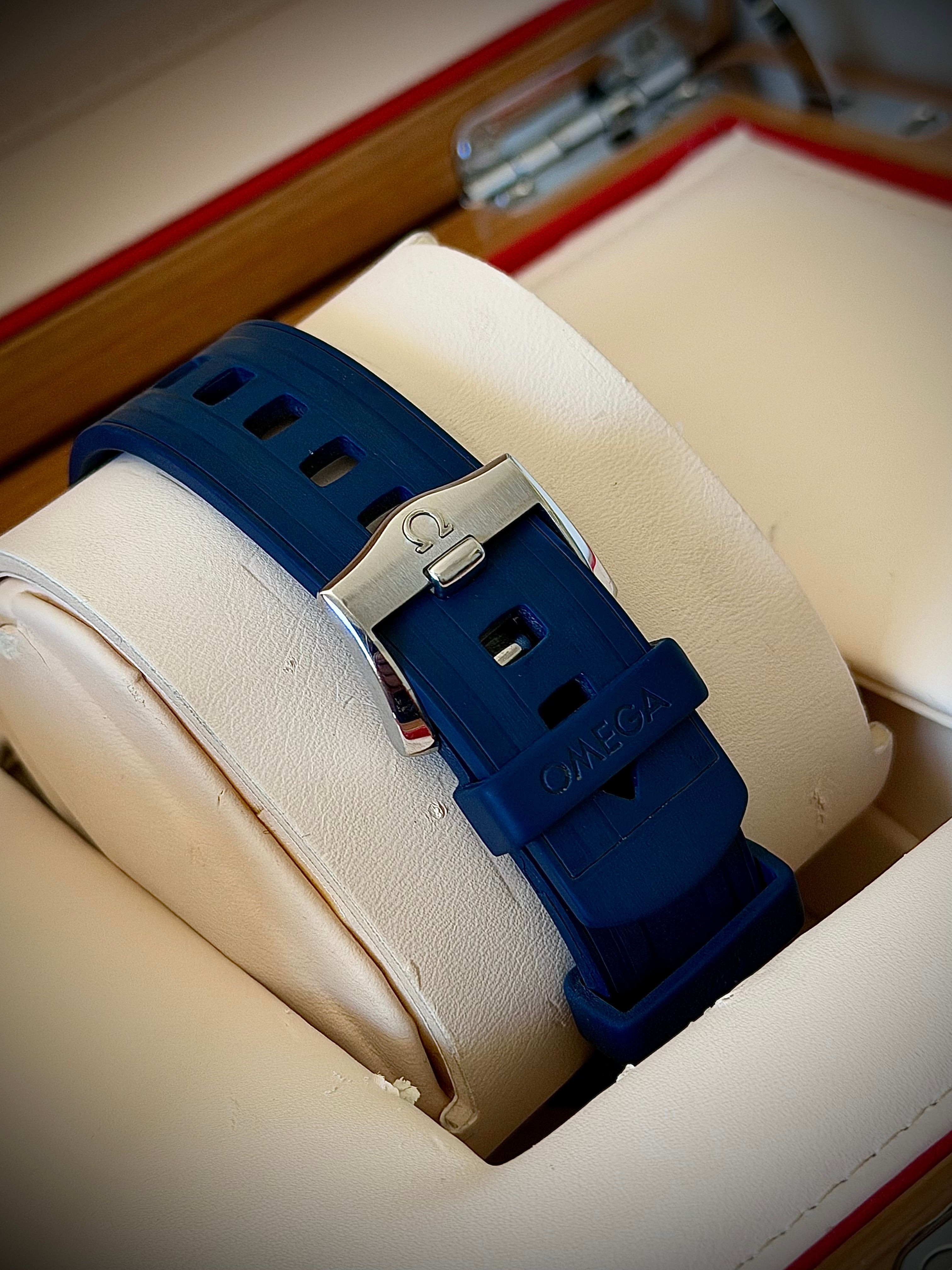 2022 OMEGA SEAMASTER 300, BLUE DIAL, FULL SET, INC GST