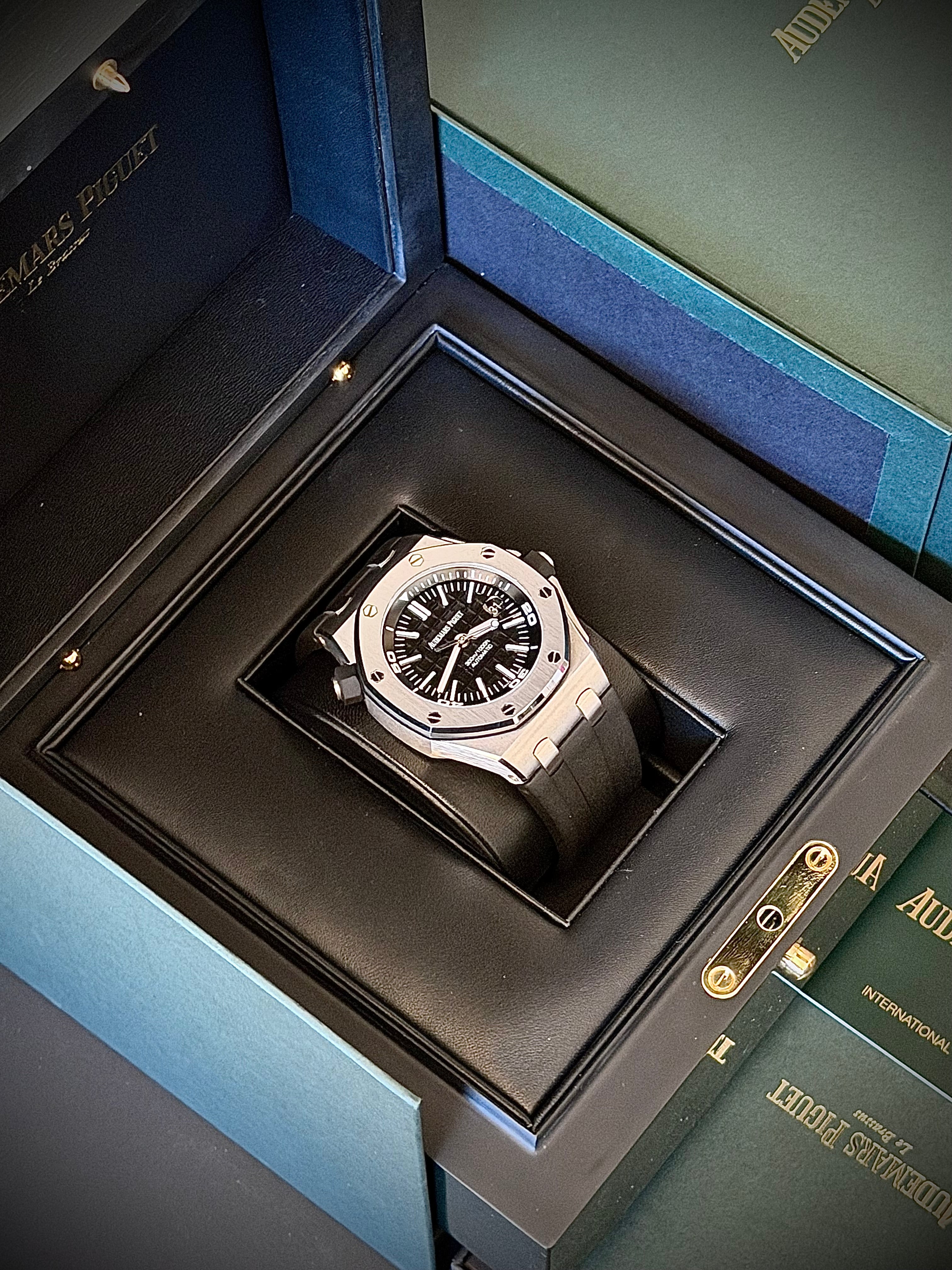 2018 AUDEMARS PIGUET ROYAL OAK OFFSHORE DIVER, FULL SET, INC GST