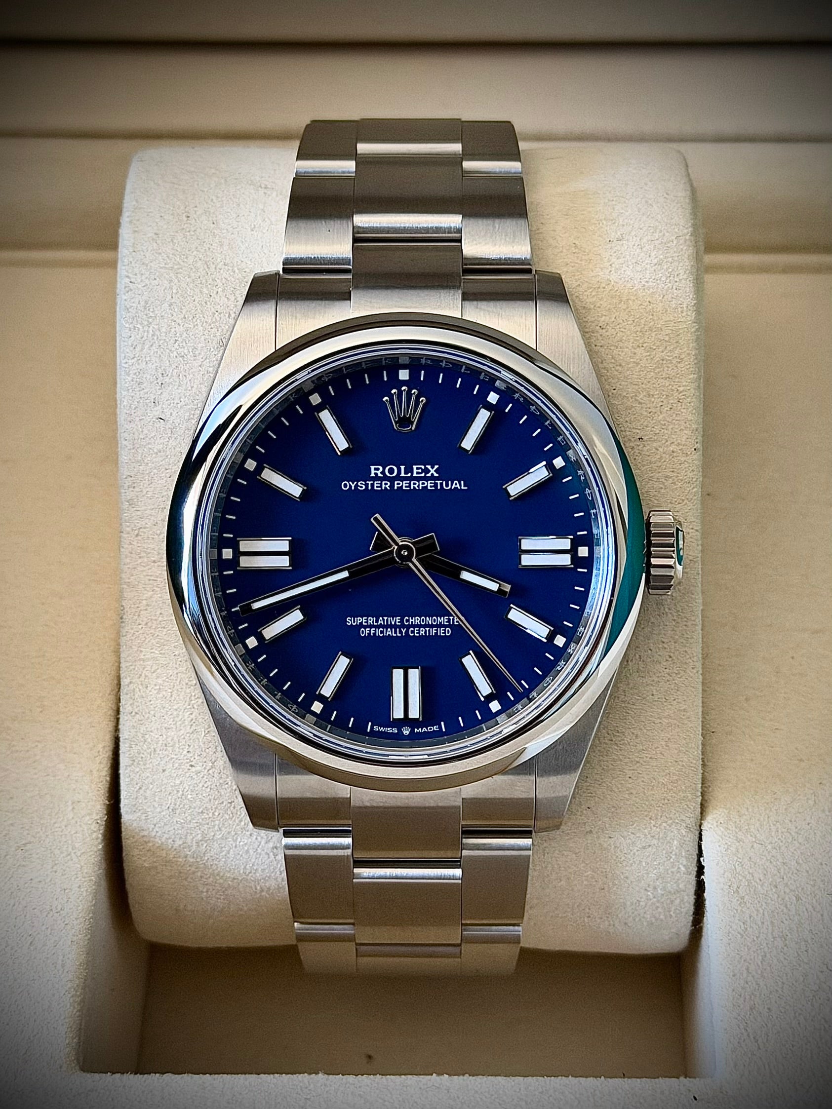 2025 ROLEX OYSTER PERPETUAL 41, MED BLUE DIAL, FULL SET, INC GST