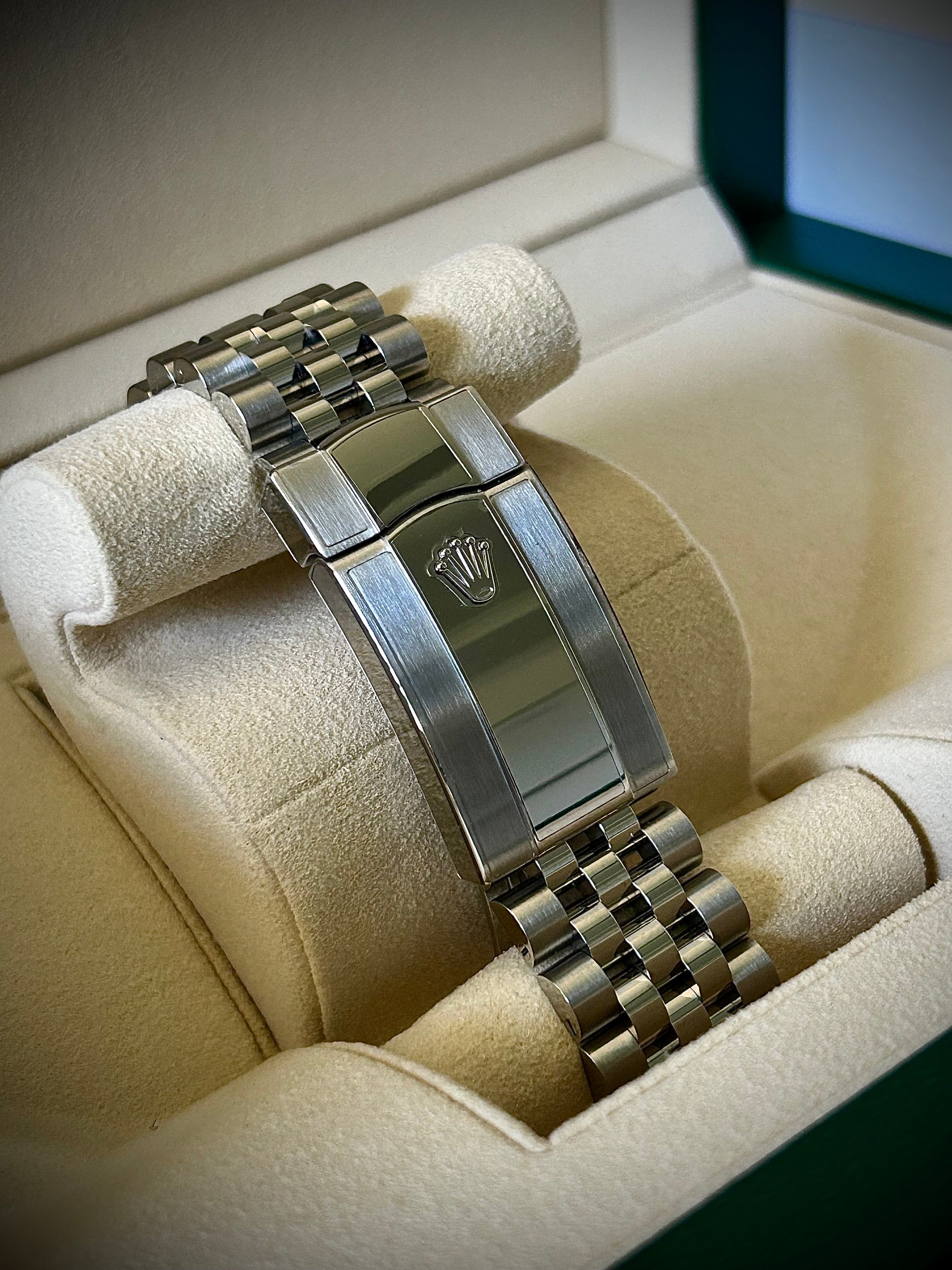 2025 ROLEX SKY DWELLER, BLUE DIAL, JUBILEE, 336934, FULL SET, INC GST