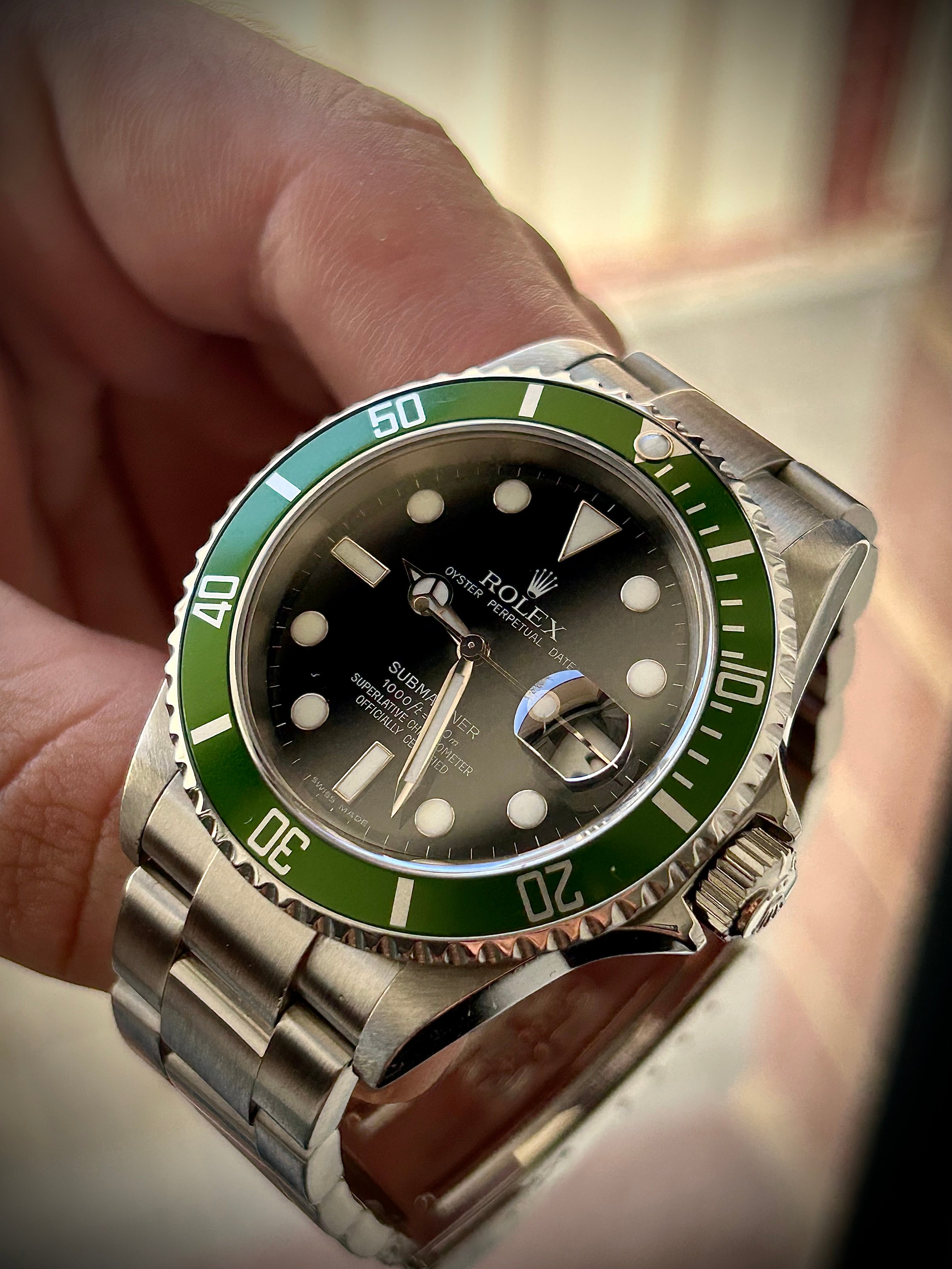 2006 ROLEX SUBMARINER DATE, KERMIT, 16610LV, FULL SET, INC GST