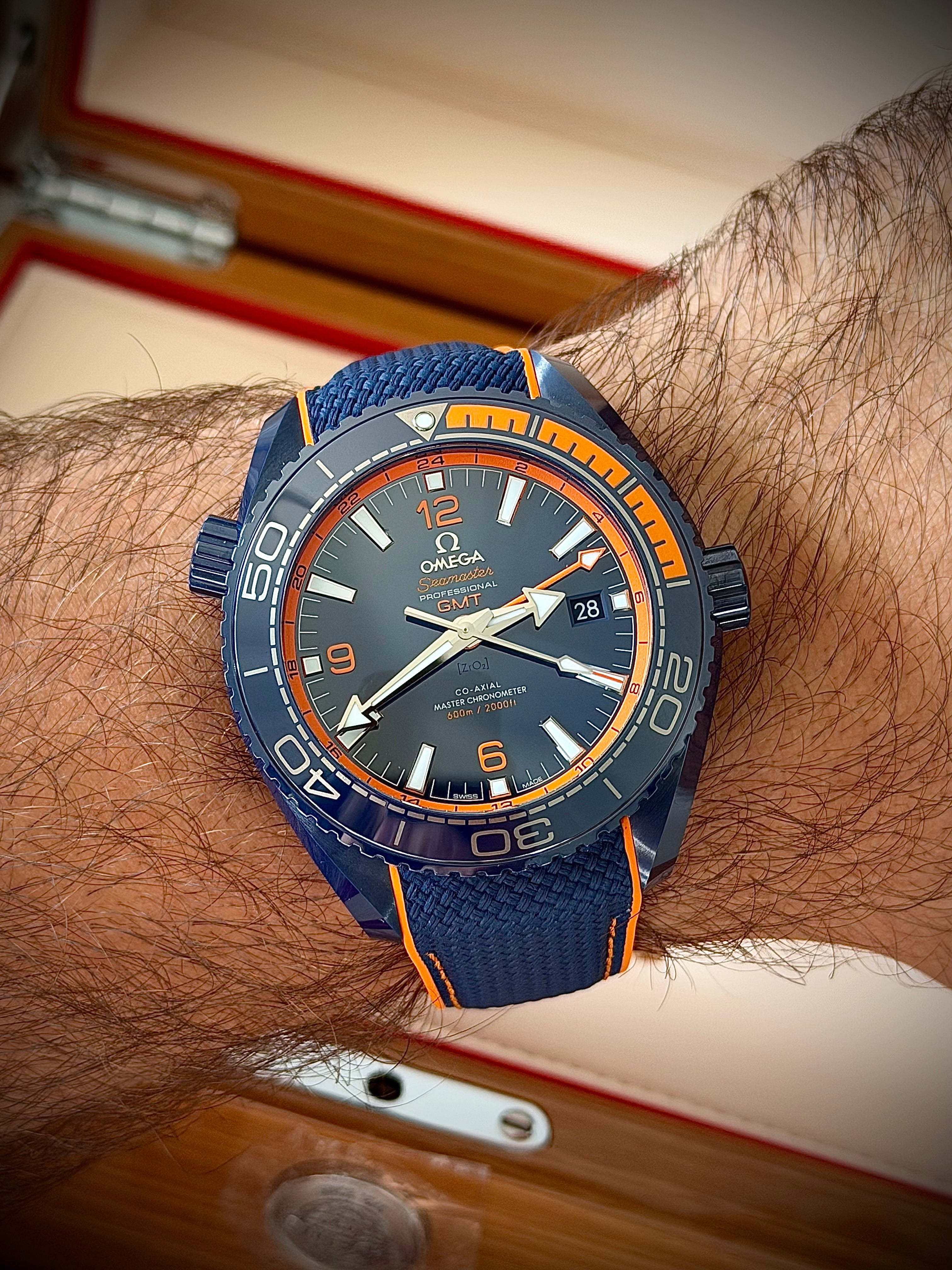 2021 OMEGA SEAMASTER PLANET OCEAN “BIG BLUE” GMT, 215.92.46.22.03.001, FULL SET, INC GST