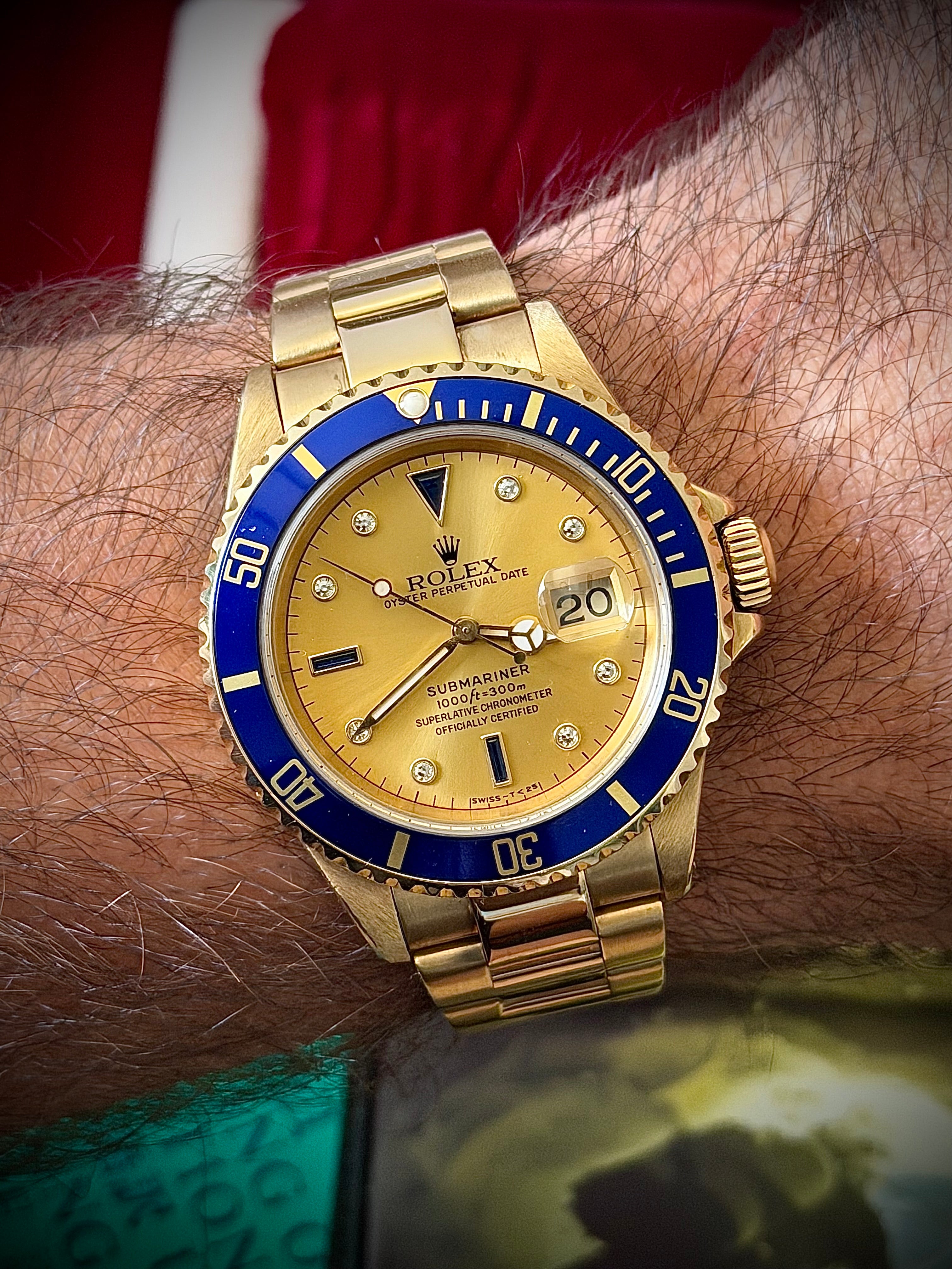 1988 ROLEX SUBMARINER, 16618, SULTAN DIAL, BOX AND BOOKLETS, INC GST