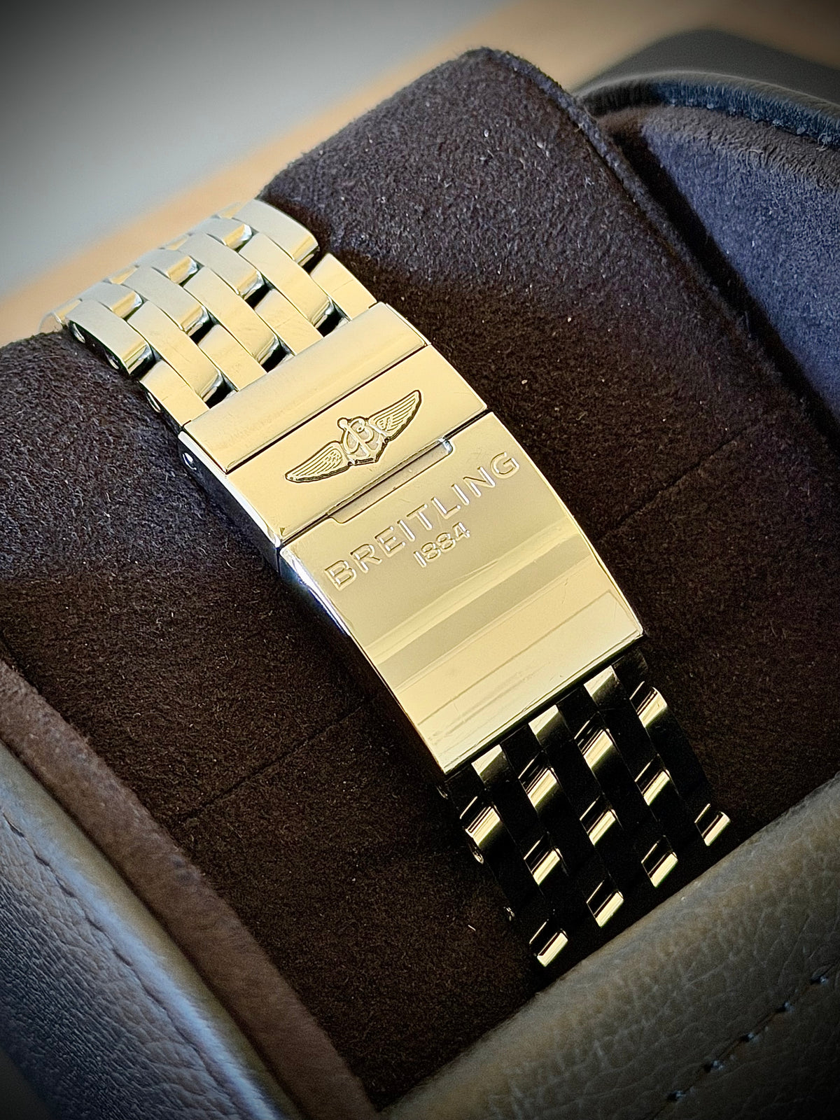 2020 BREITLING NAVITIMER WORLD, A24322, BLACK DIAL, STEEL BRACELET, BOX & PAPERS, INC GST