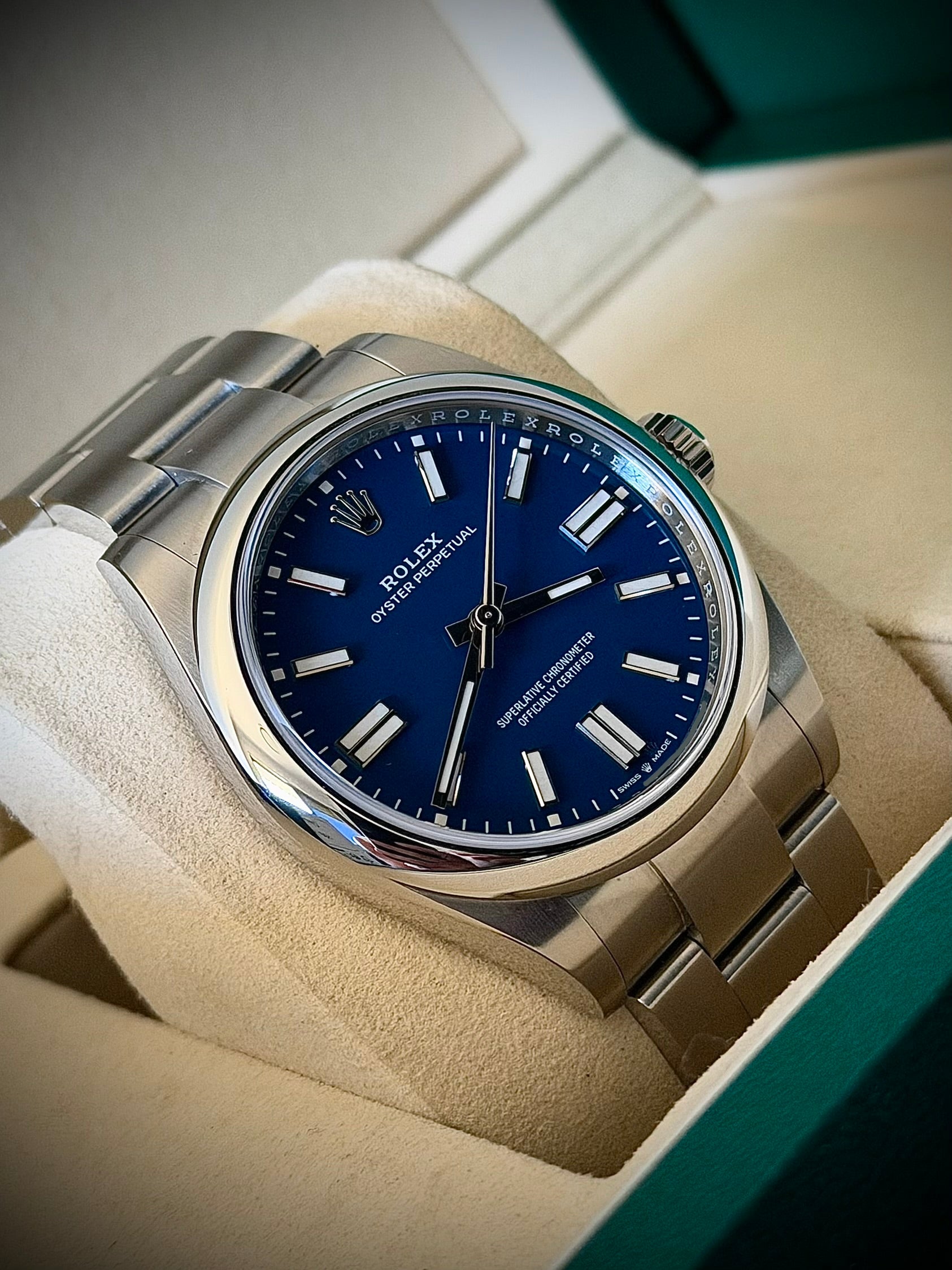 2026 ROLEX OYSTER PERPETUAL 41, MED BLUE DIAL, FULL SET, INC GST