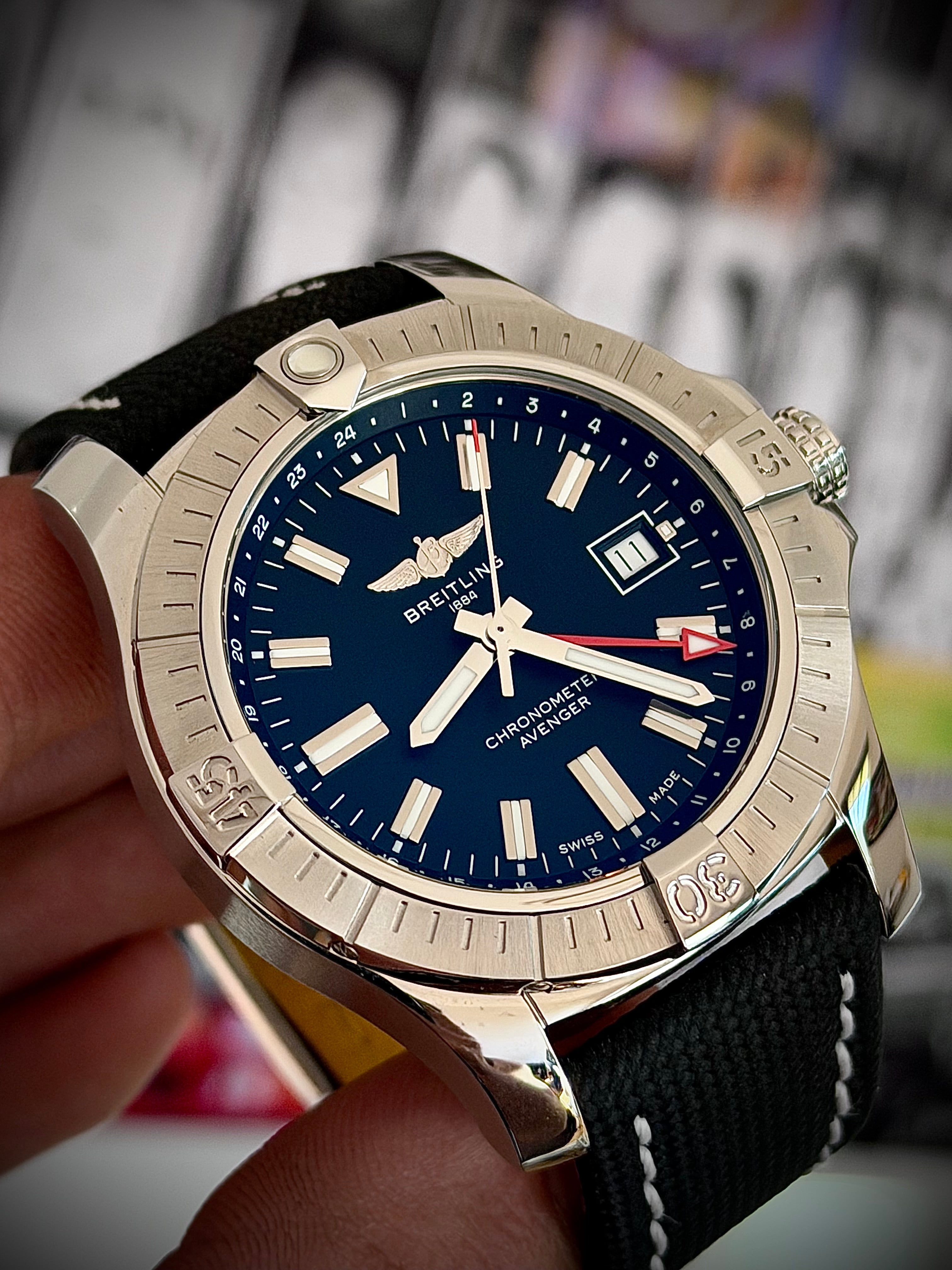 2025 BREITLING AVENGER GMT 43, A32397101B1X1, BOX & JOMASHOP WARRANTY, INC GST