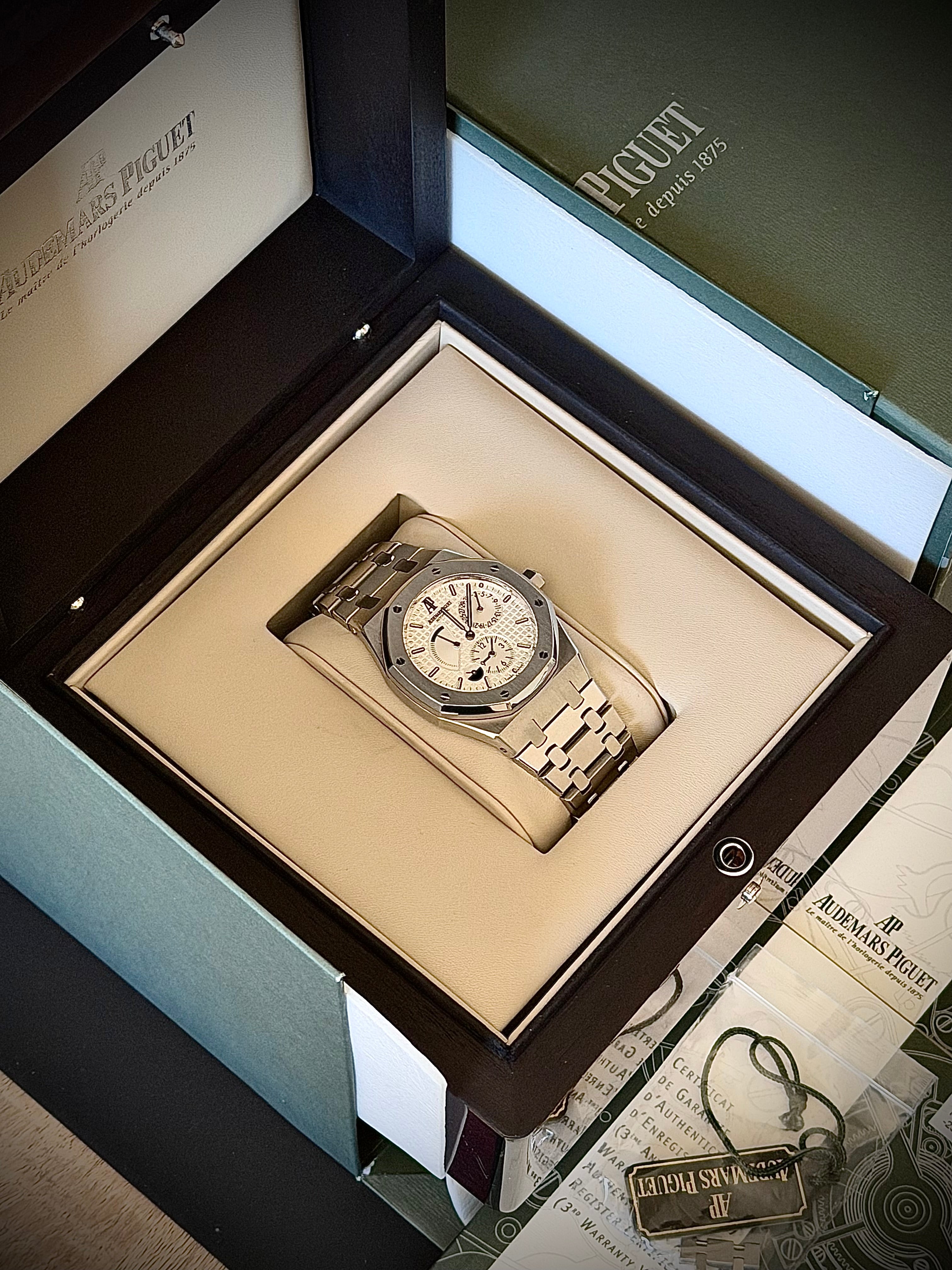 2010 AUDEMARS PIGUET ROYAL WHITE DIAL, DUAL TIME, 26120ST, FULL SET, INC GST