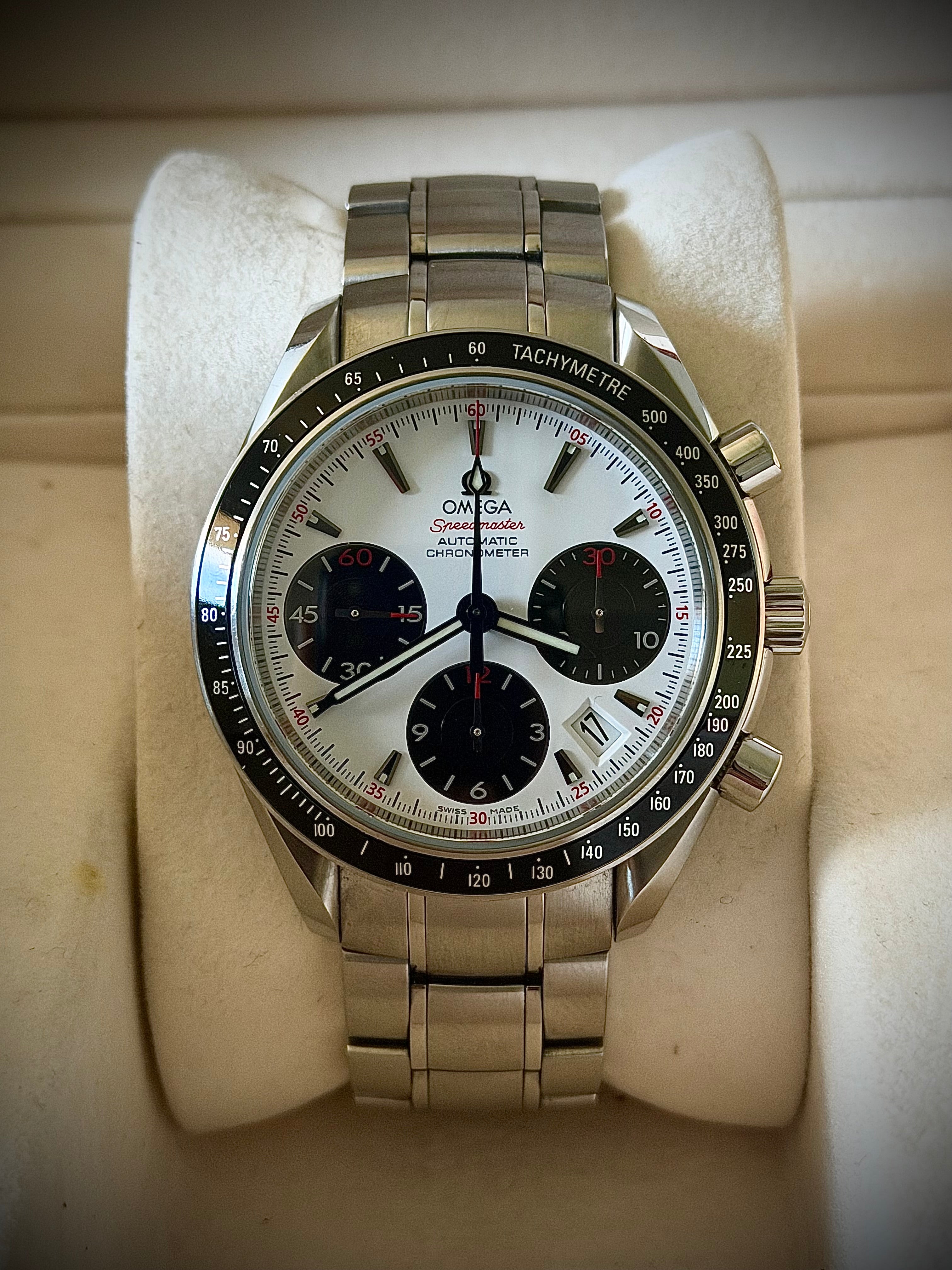 2013 OMEGA SPEEDMASTER DATE 40 “YEMEN” PANDA, 323.30.40.40.04.001, FULL SET, INC GST