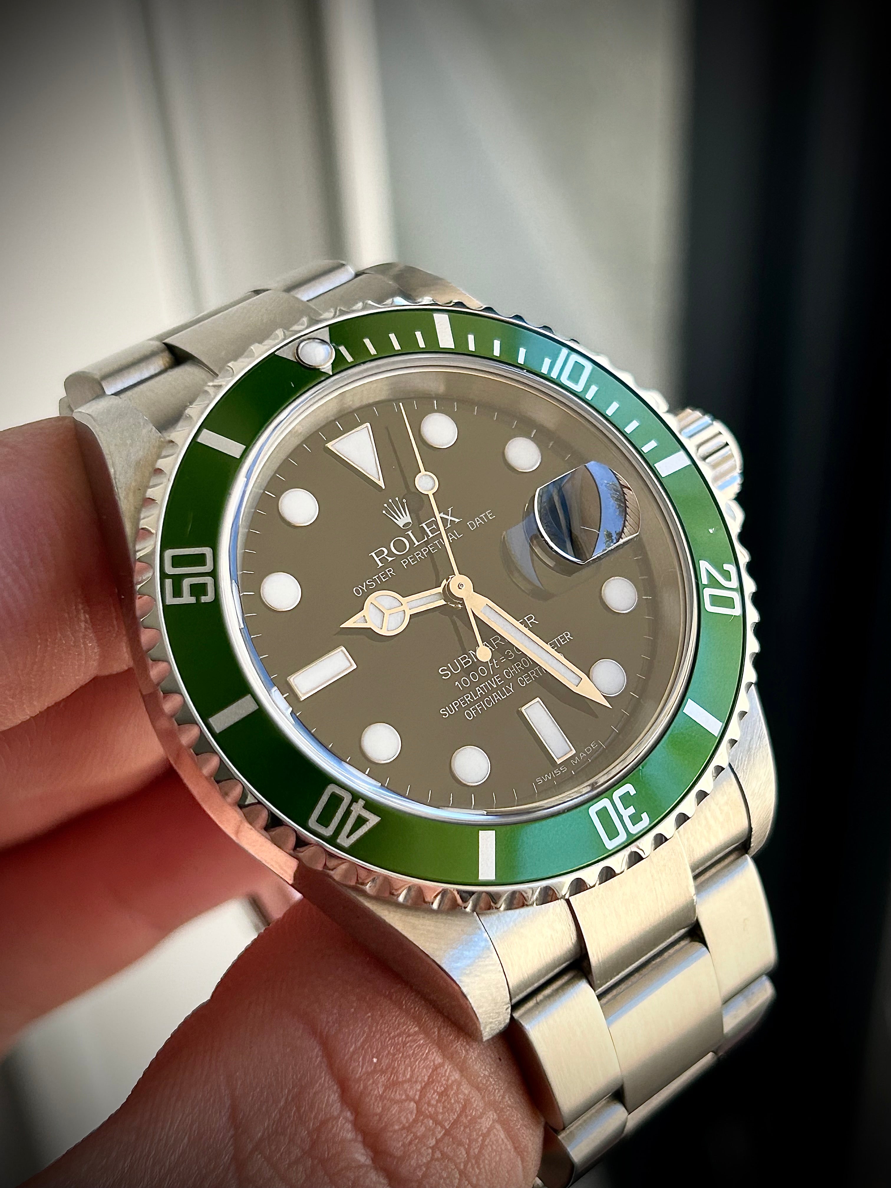 2006 ROLEX SUBMARINER DATE, KERMIT, 16610LV, FULL SET, INC GST