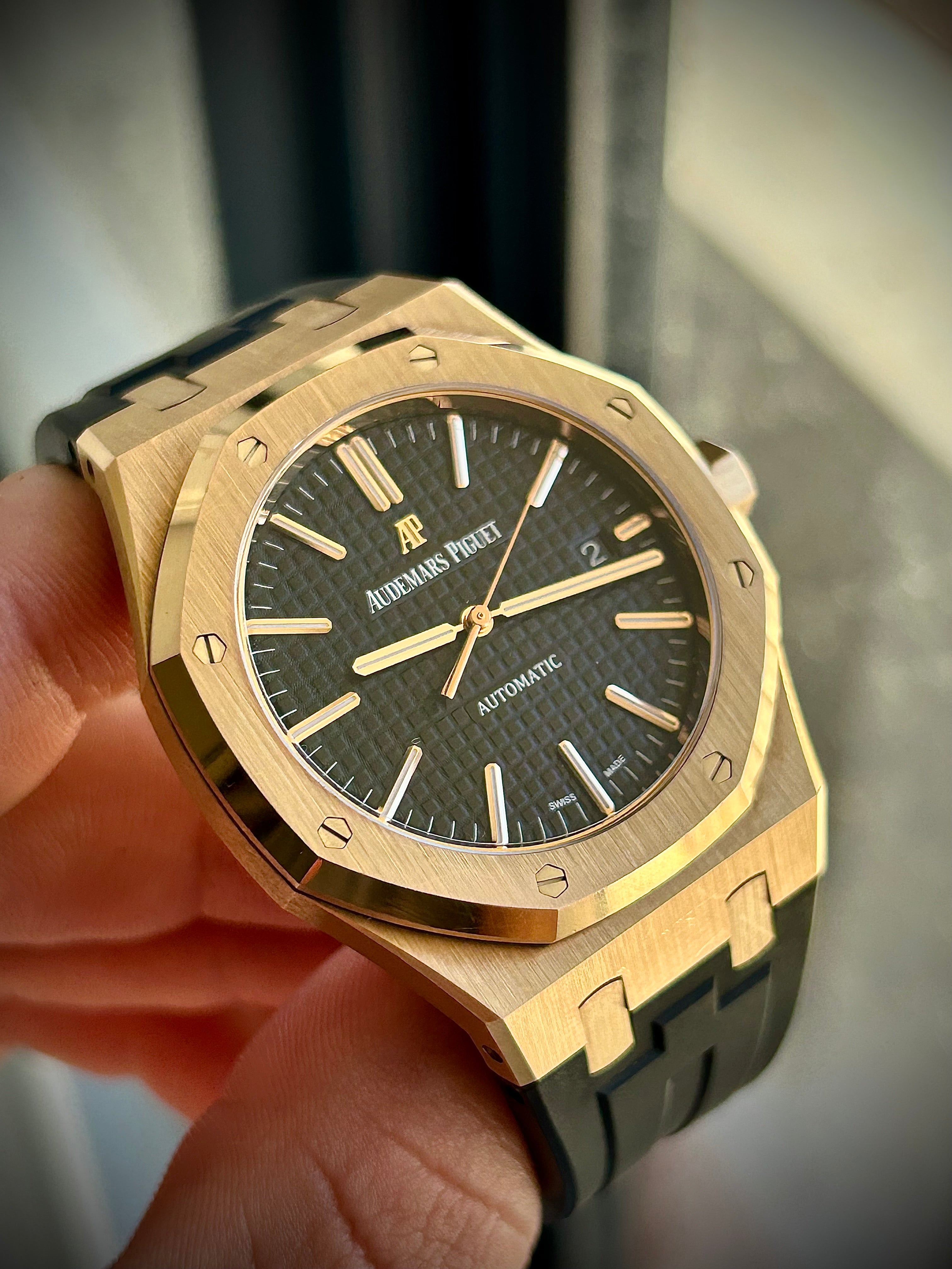 2017 AUDEMARS PIGUET ROYAL OAK, 15400OR, FULL SET, INC GST
