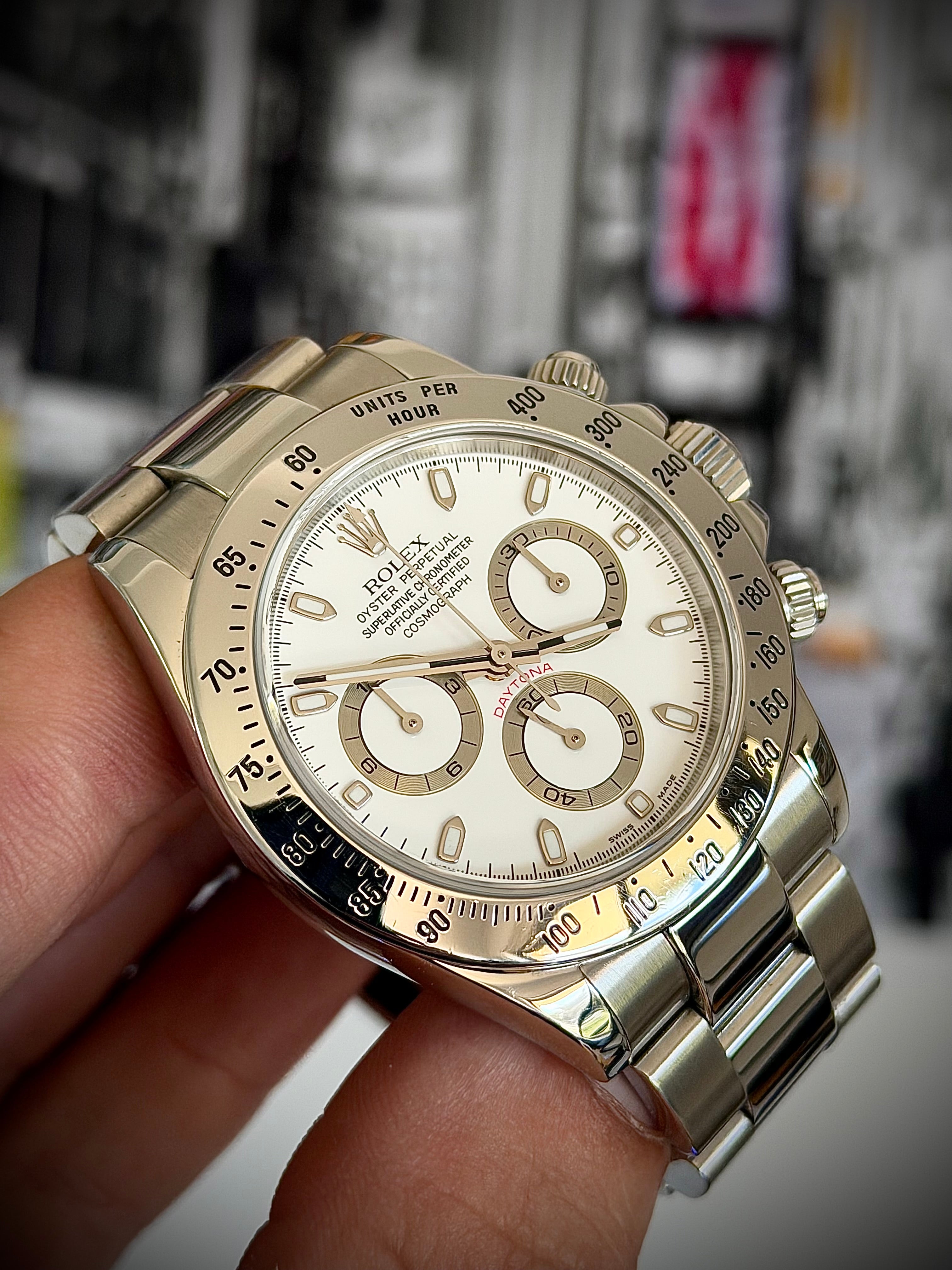 2006 ROLEX DAYTONA, 116520 WHITE DIAL, BOX & SERVICE PAPERS ONLY, INC GST