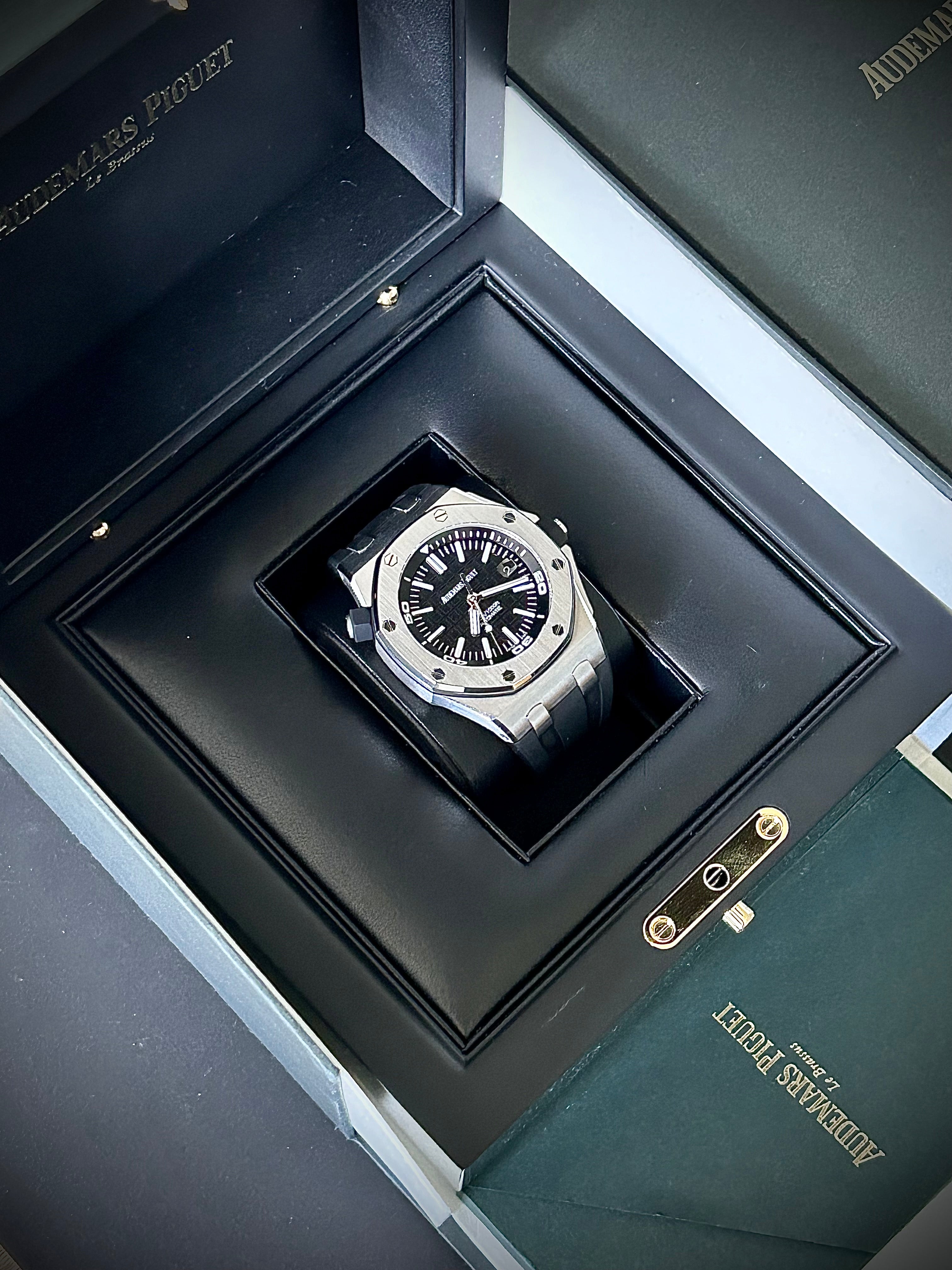 2021 AUDEMARS PIGUET ROYAL OAK OFFSHORE DIVER, 15710ST, BOX AND PAPERS INC GST