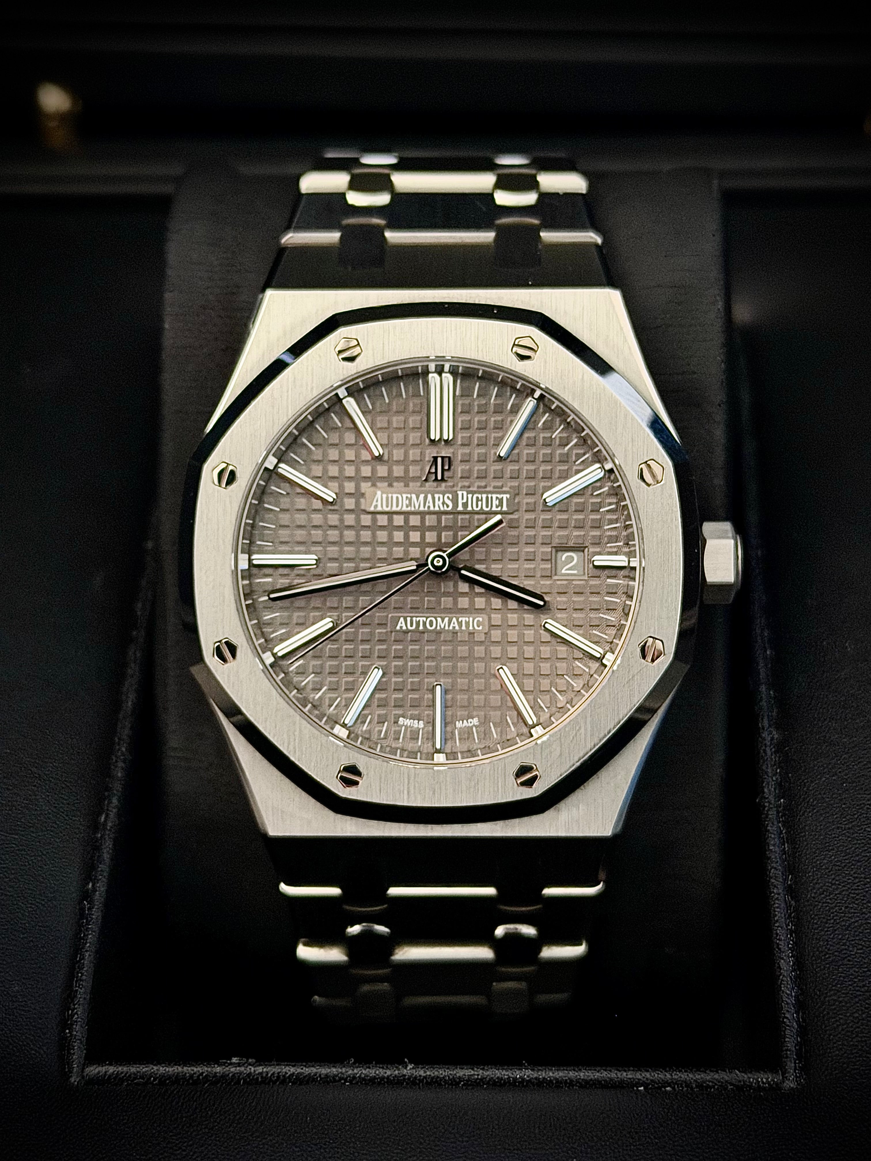 2019 AUDEMARS PIGUET ROYAL OAK 41, 15400ST.OO.1220ST.04, GREY RUTHENIUM DIAL, FULL SET, 2025 AP SERVICE, INC GST