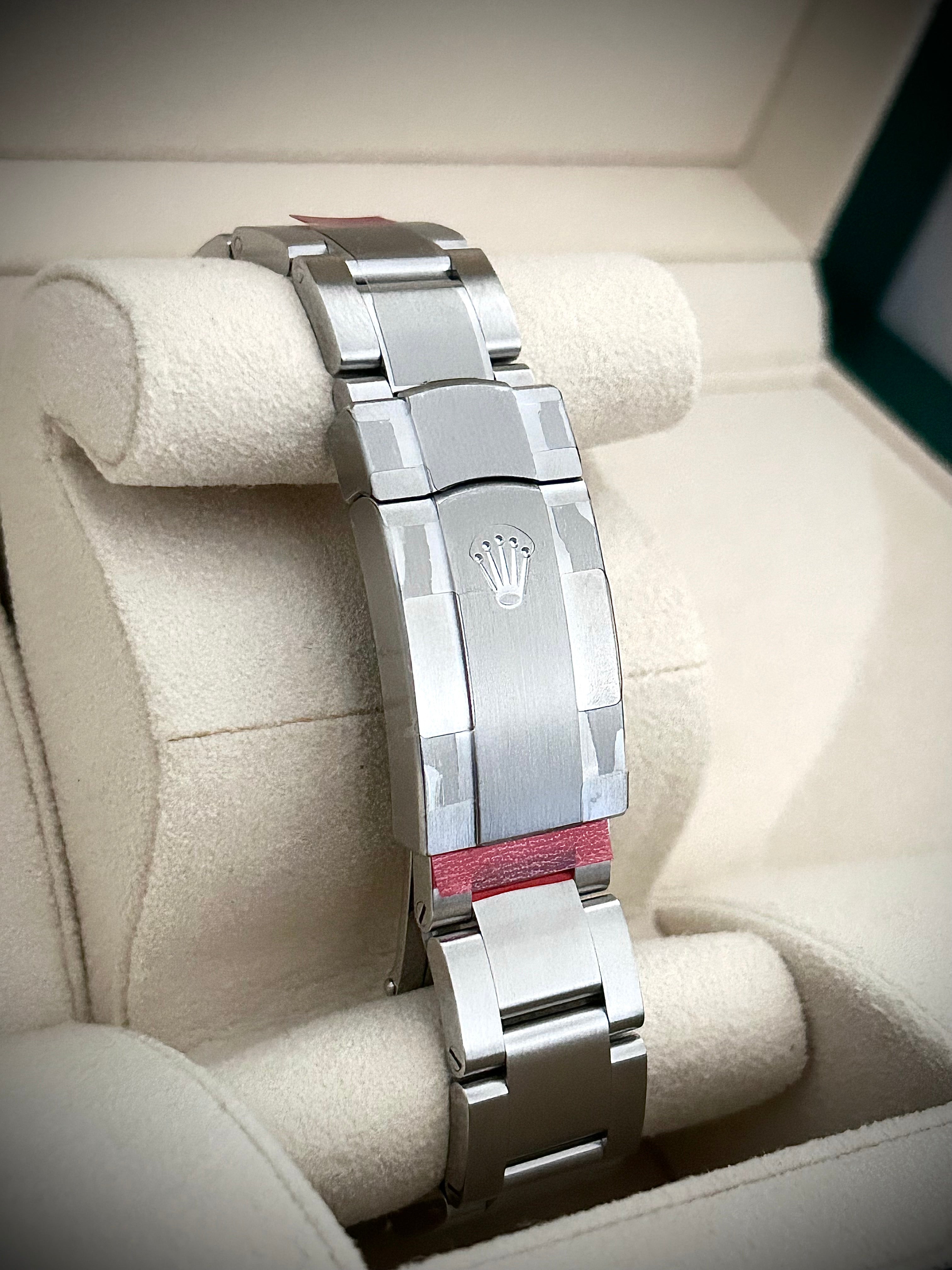 2024 ROLEX OYSTER PERPETUAL 36 BLACK DIAL, BRAND NEW, 126000, FULL SET, INC GST