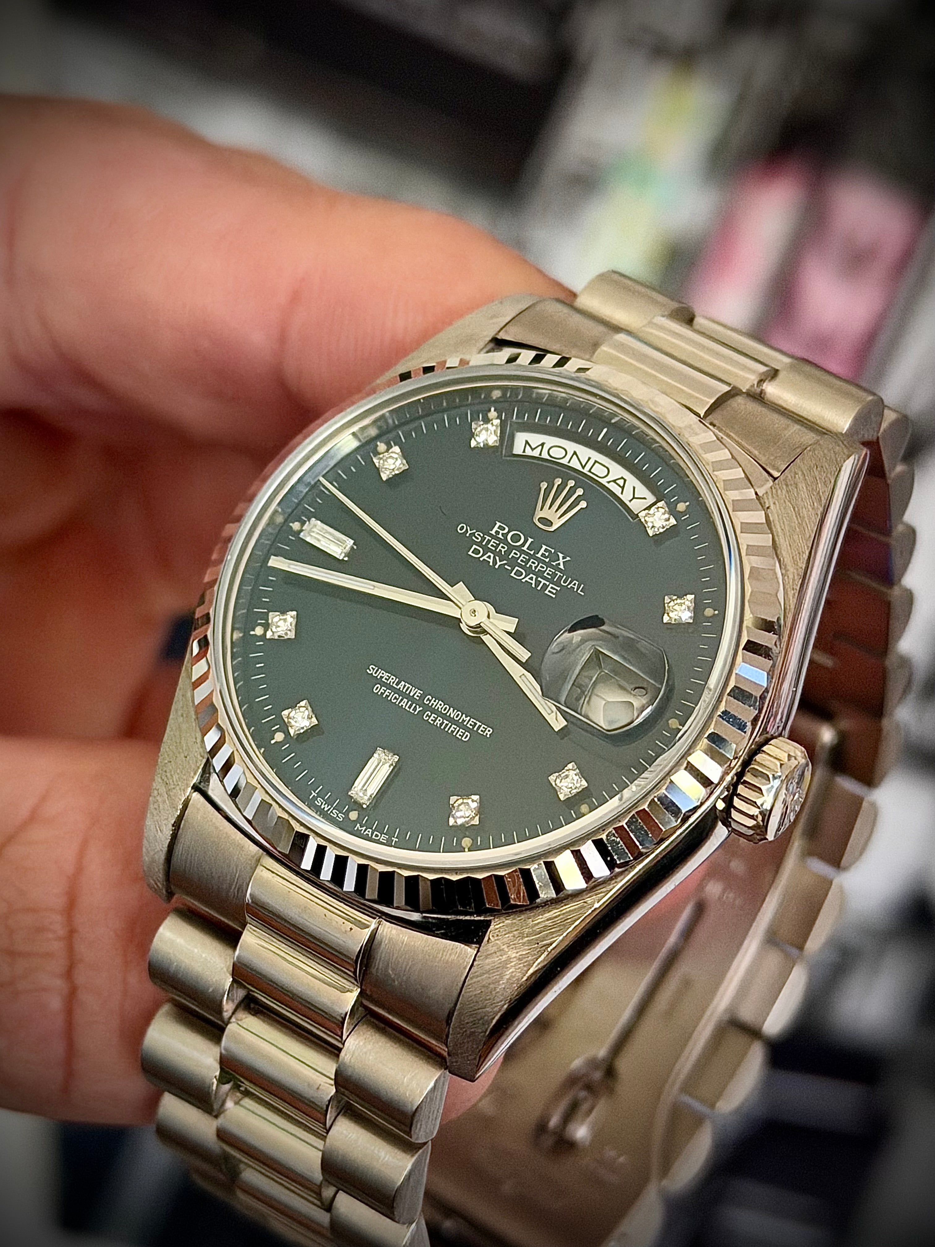 1989 ROLEX DAY-DATE 36, 18239, BLUE DIAMOND DIAL, BOX & BOOKLETS, INC GST